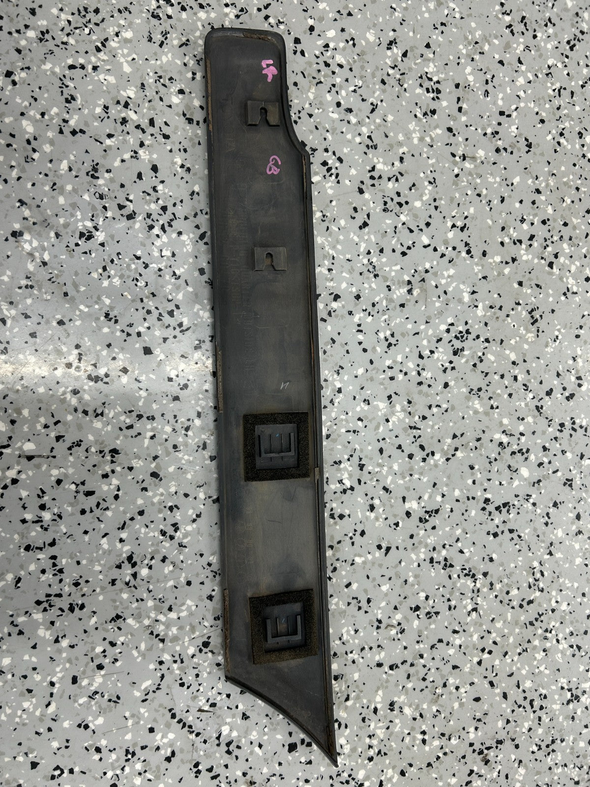 98-03 Toyota Land Cruiser Rear Left Quarter Panel Molding Trim OEM 75652-60170