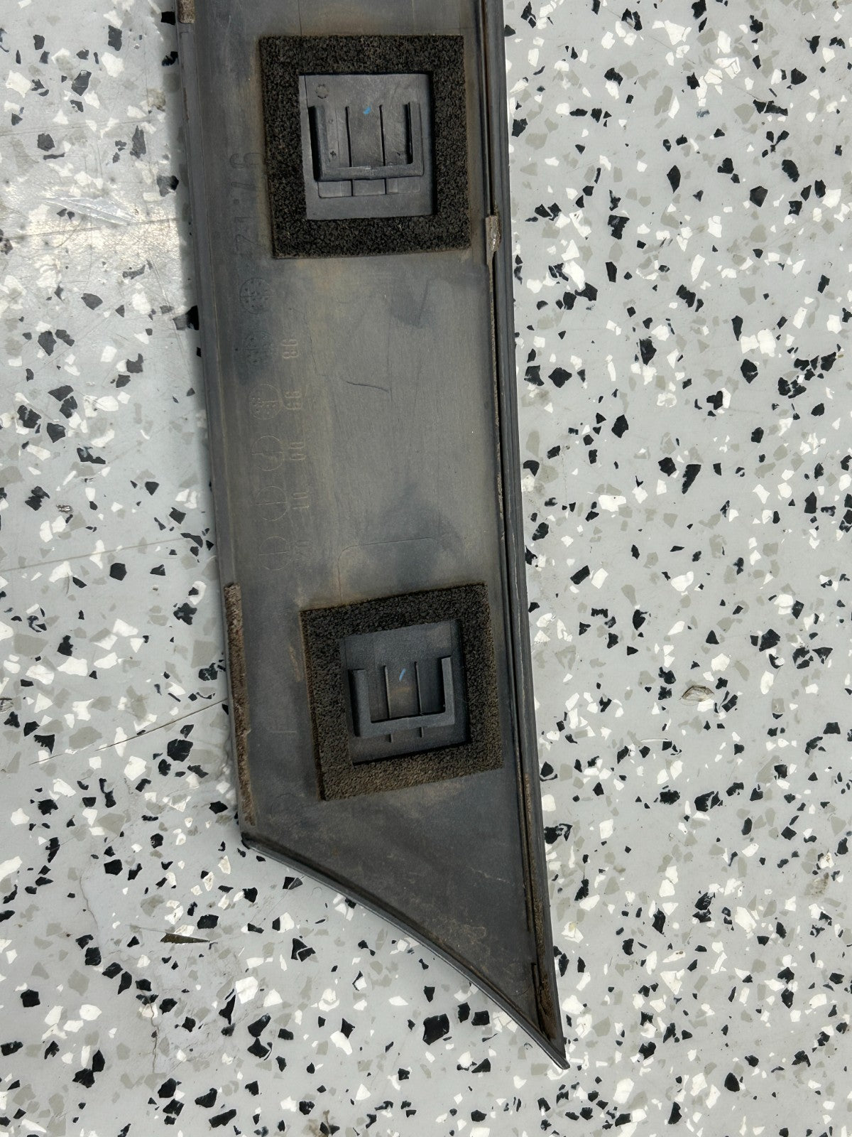 98-03 Toyota Land Cruiser Rear Left Quarter Panel Molding Trim OEM 75652-60170