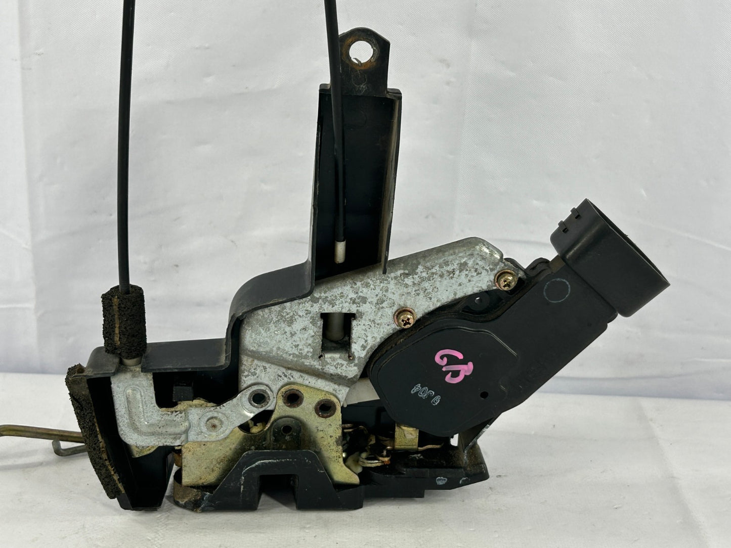 98-00 Toyota Land Cruiser Front Left Door Lock Latch Actuator OEM 69040-60080