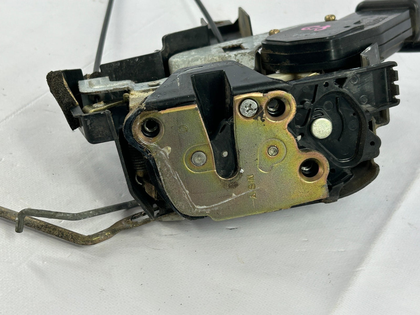 98-00 Toyota Land Cruiser Front Left Door Lock Latch Actuator OEM 69040-60080