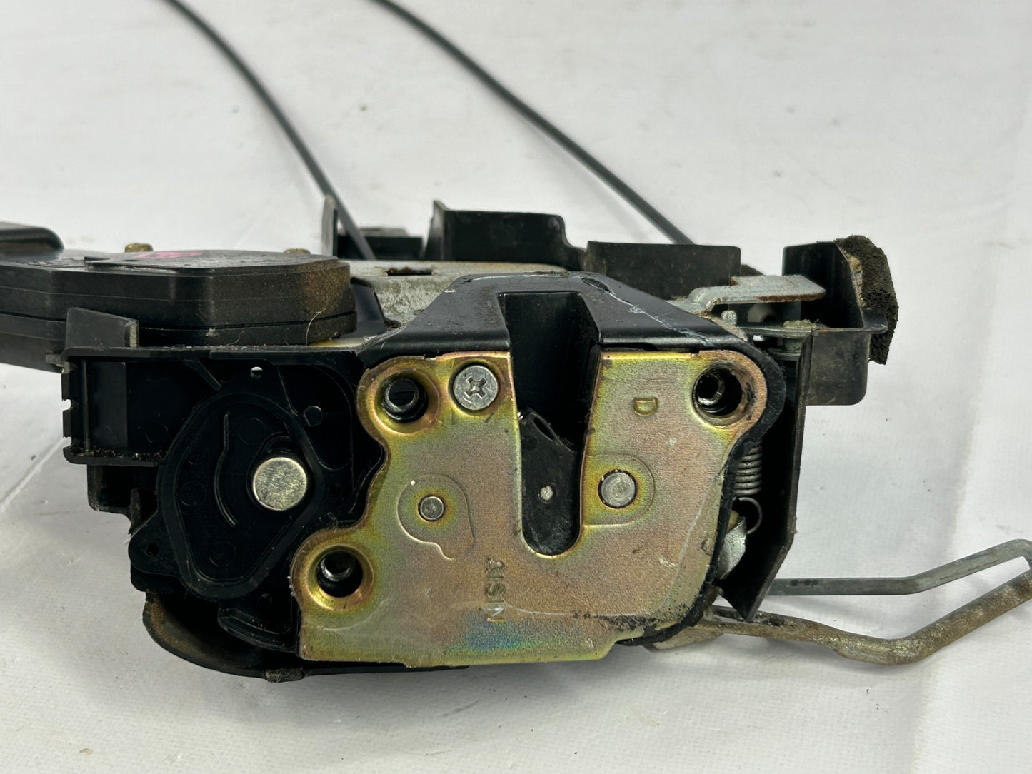98-00 Toyota Land Cruiser Front Right Door Lock Latch Actuator OEM 69030-60080