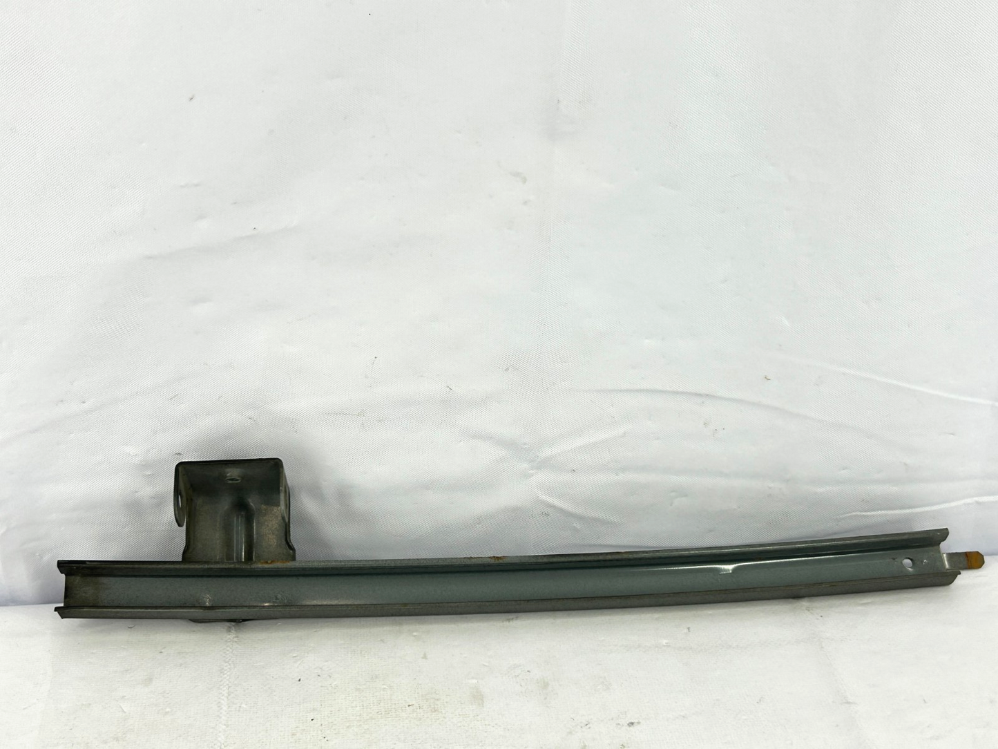 1998-2007 Toyota Land Cruiser Front Left Door Window Guide OEM 67404-60090