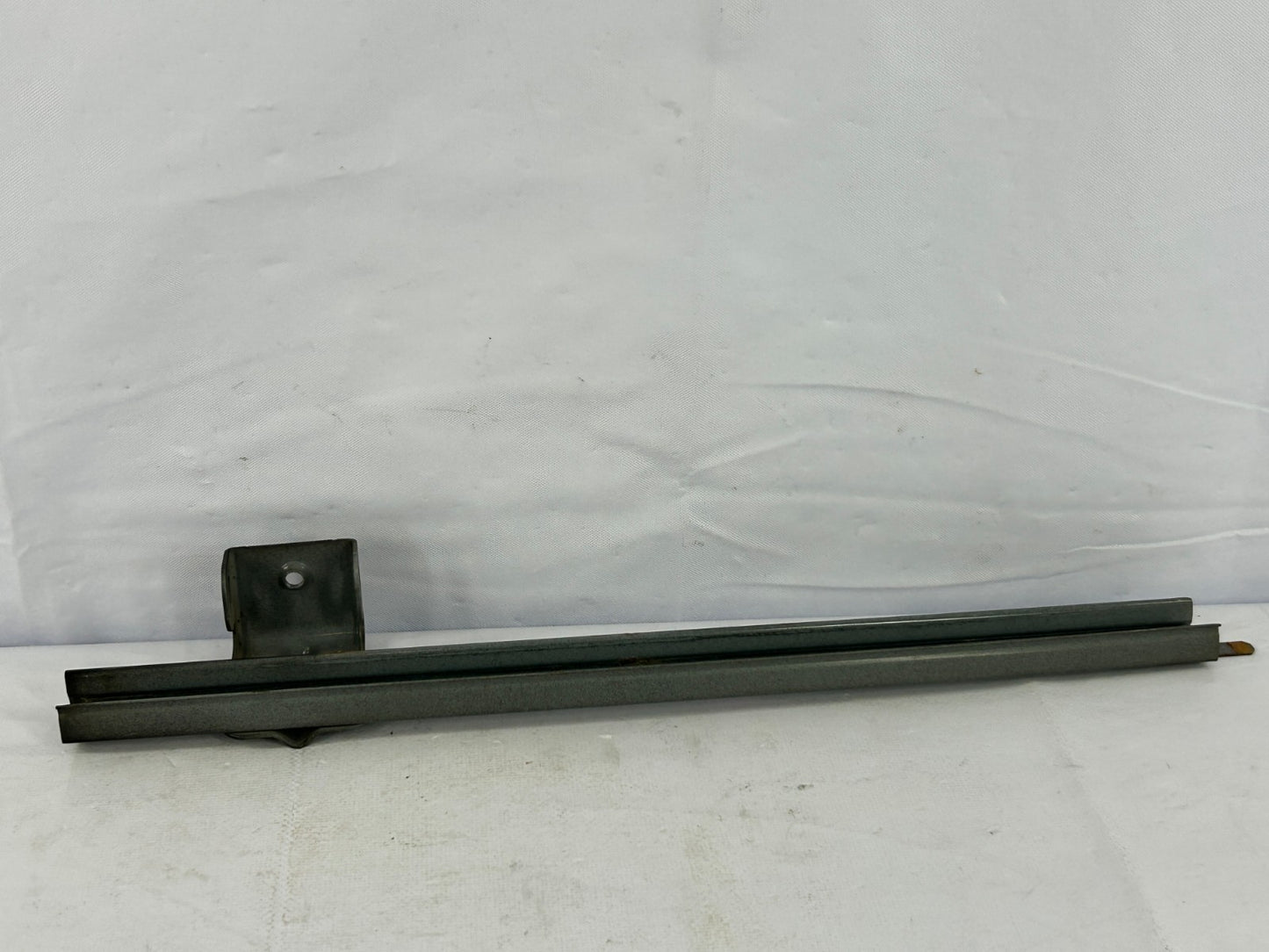 1998-2007 Toyota Land Cruiser Front Left Door Window Guide OEM 67404-60090