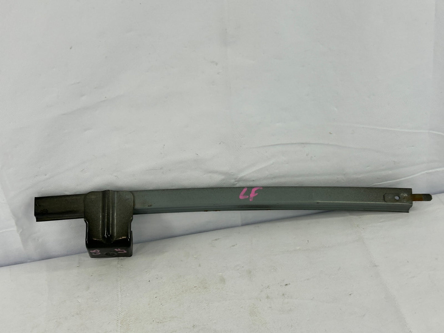 1998-2007 Toyota Land Cruiser Front Left Door Window Guide OEM 67404-60090