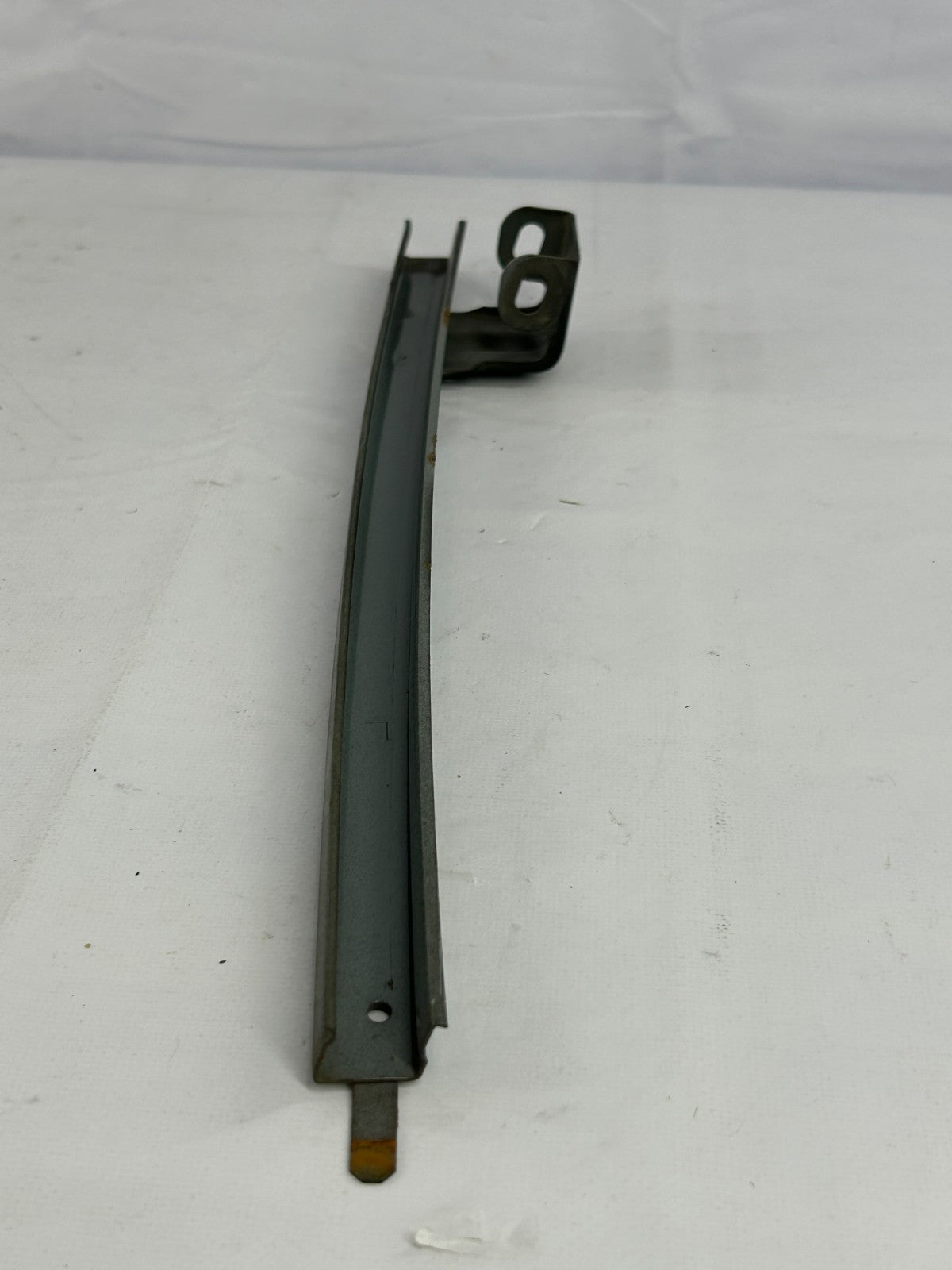 1998-2007 Toyota Land Cruiser Front Left Door Window Guide OEM 67404-60090
