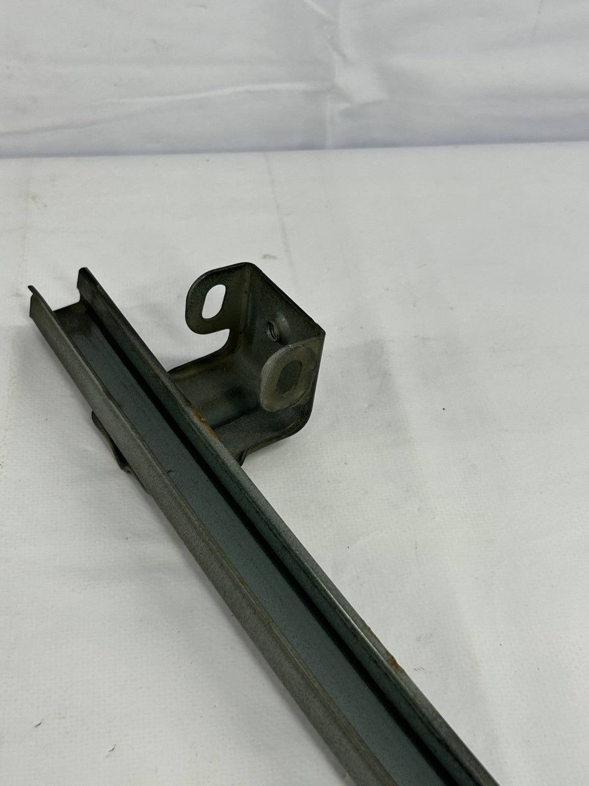 1998-2007 Toyota Land Cruiser Front Left Door Window Guide OEM 67404-60090