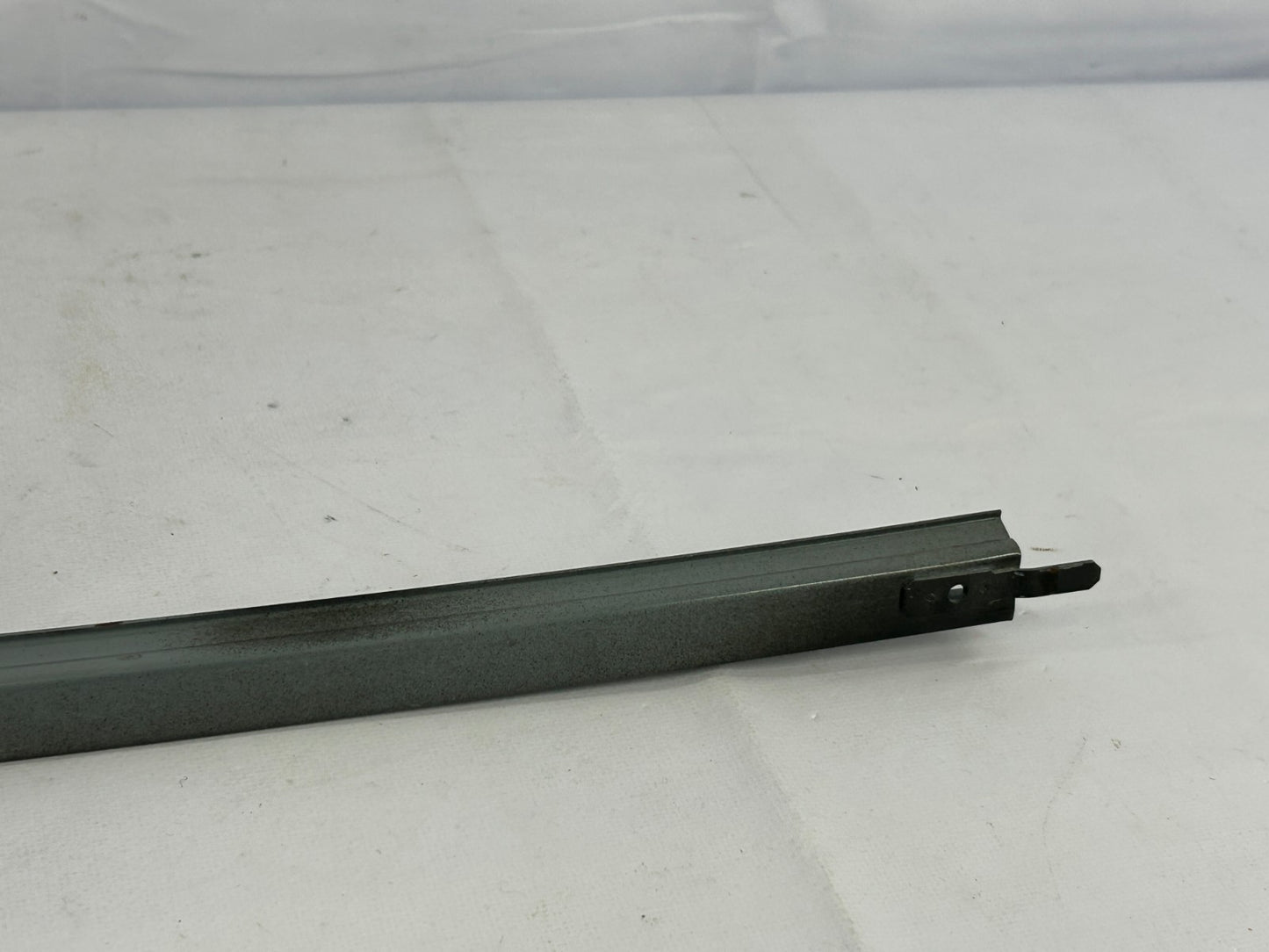 1998-2007 Toyota Land Cruiser Front Right Door Window Guide OEM 67403-60080