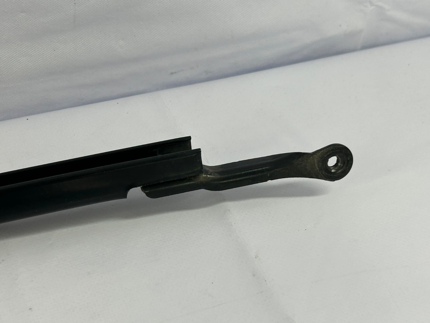 98-07 Toyota Land Cruiser Rear LH Window Rail Guide Support Bar OEM 67408-60040
