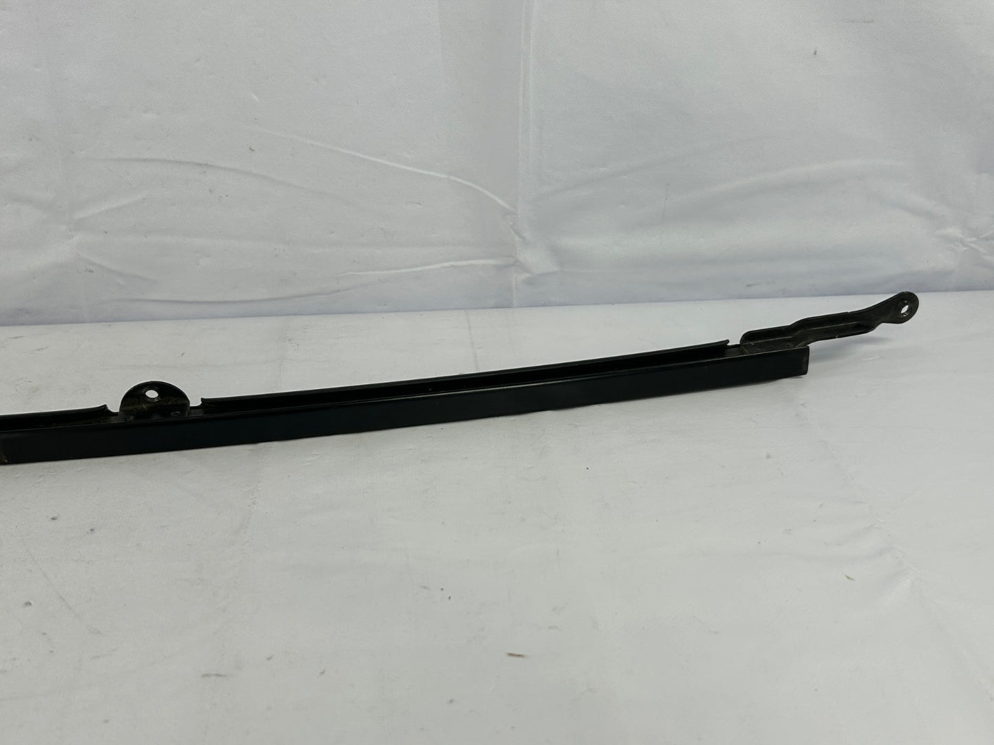 98-07 Toyota Land Cruiser Rear LH Window Rail Guide Support Bar OEM 67408-60040