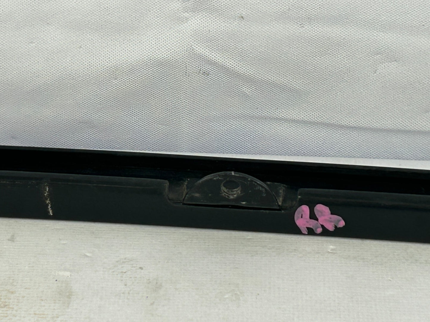 98-07 Toyota Land Cruiser Rear RH Window Rail Guide Support Bar OEM 67407-60040