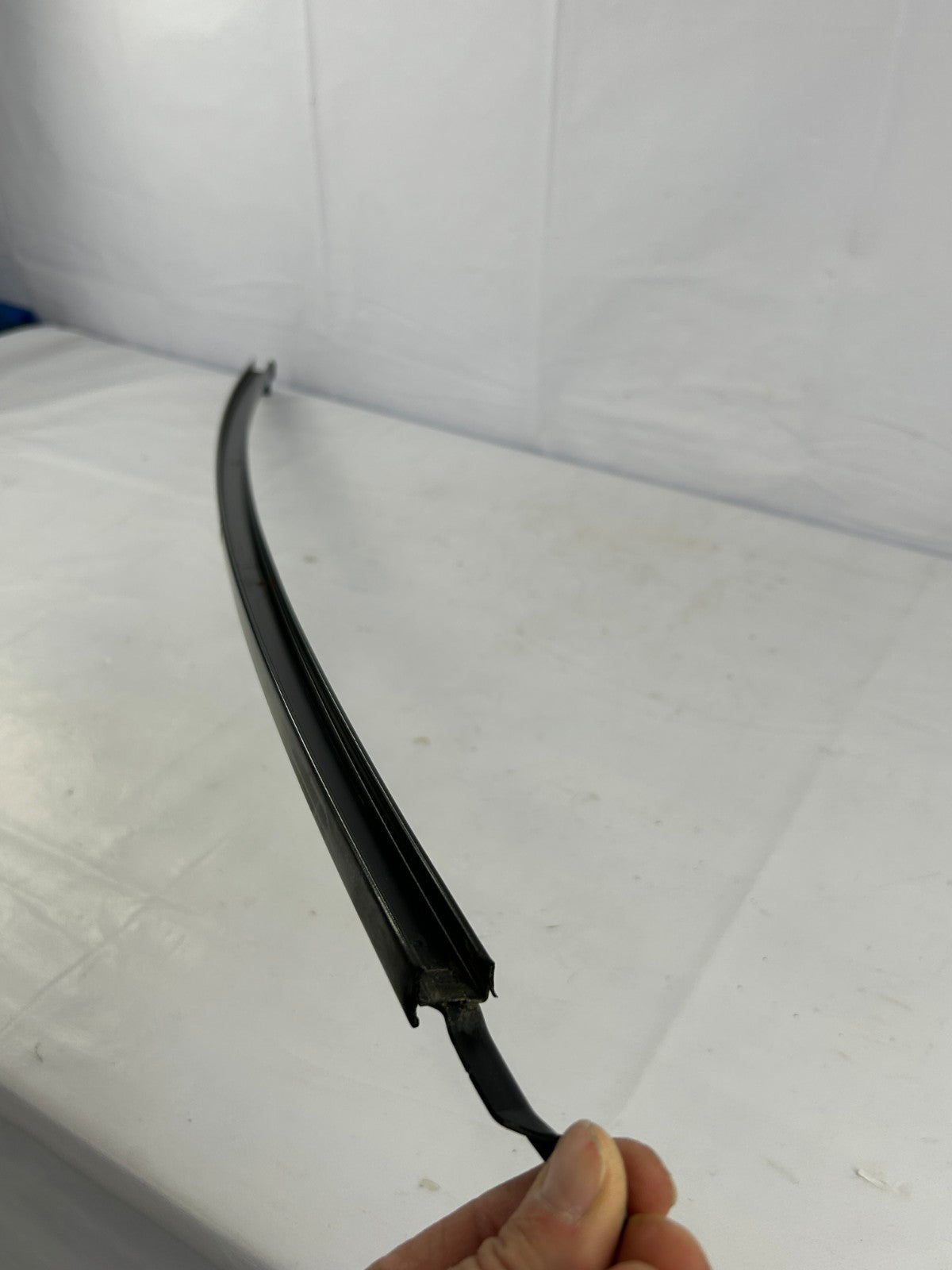 98-07 Toyota Land Cruiser Rear RH Window Rail Guide Support Bar OEM 67407-60040