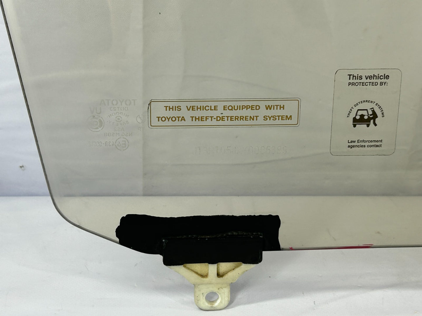 1998-2004 Toyota Land Cruiser Front Right Passenger Window Glass OEM 68101-60241