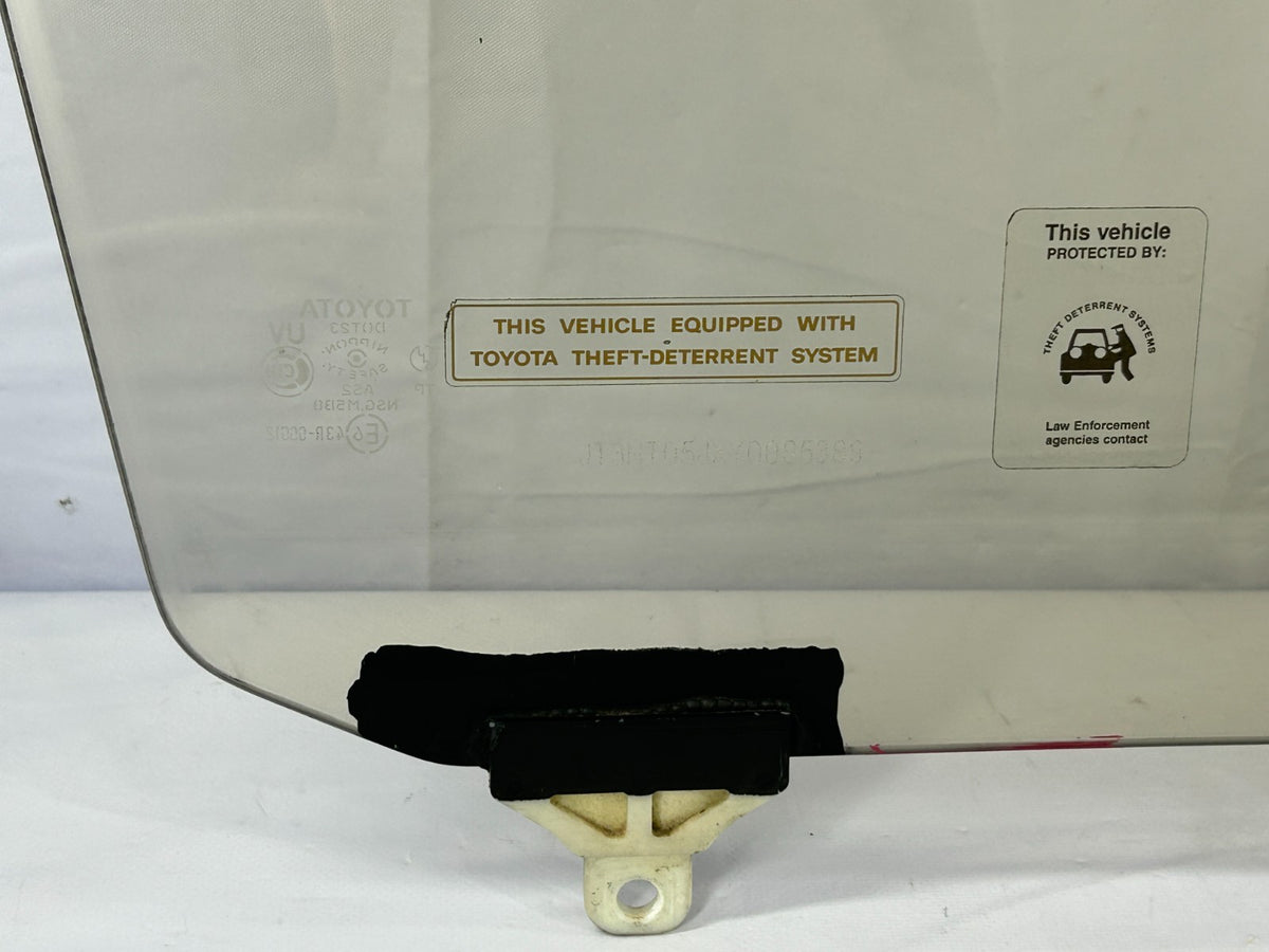 1998-2004 Toyota Land Cruiser Front Right Passenger Window Glass OEM 68101-60241