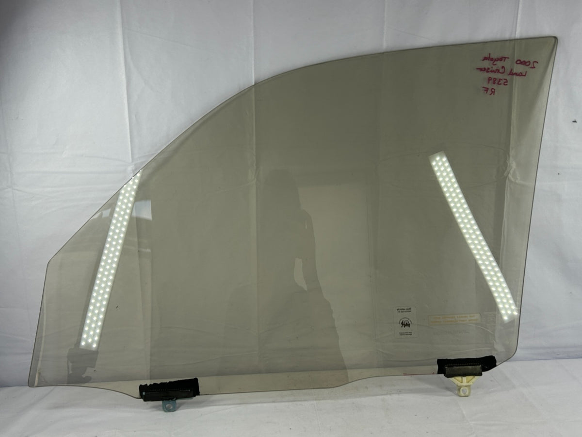 1998-2004 Toyota Land Cruiser Front Right Passenger Window Glass OEM 68101-60241