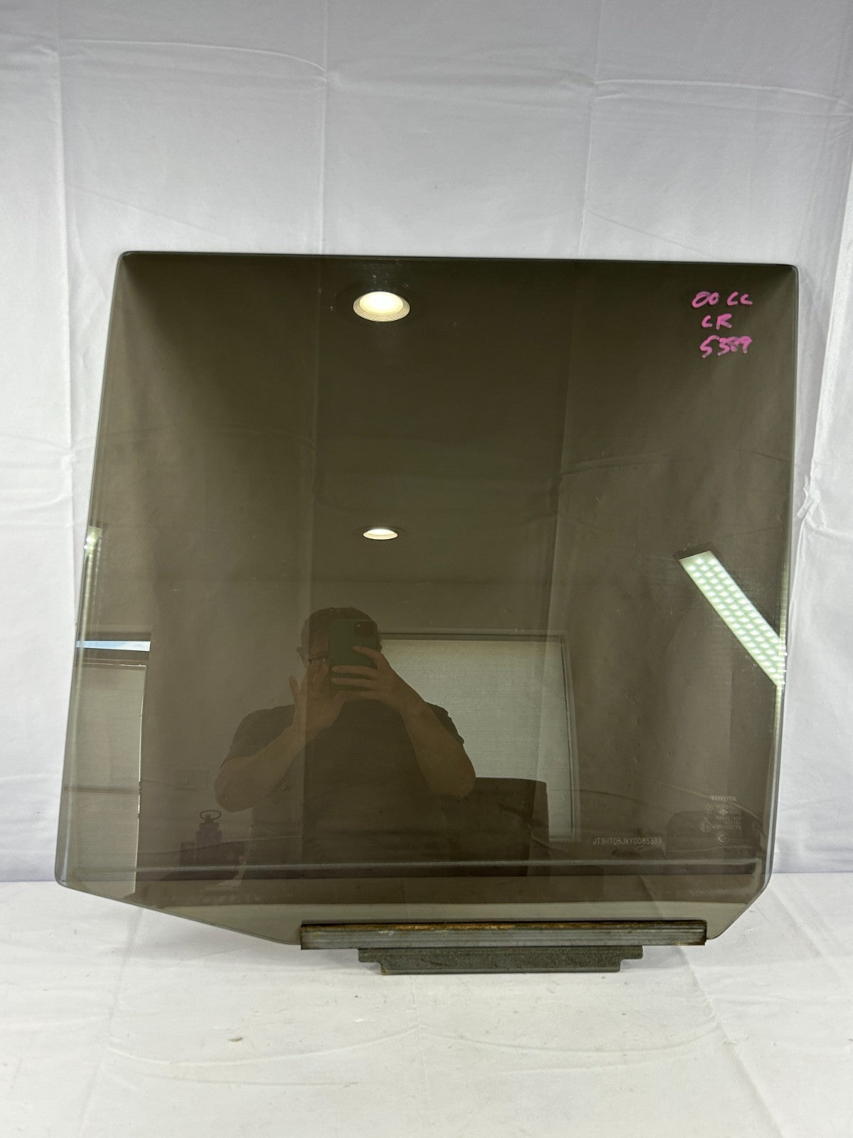 1998-2004 Toyota Land Cruiser Rear Left Door Window Glass OEM 68114-60270