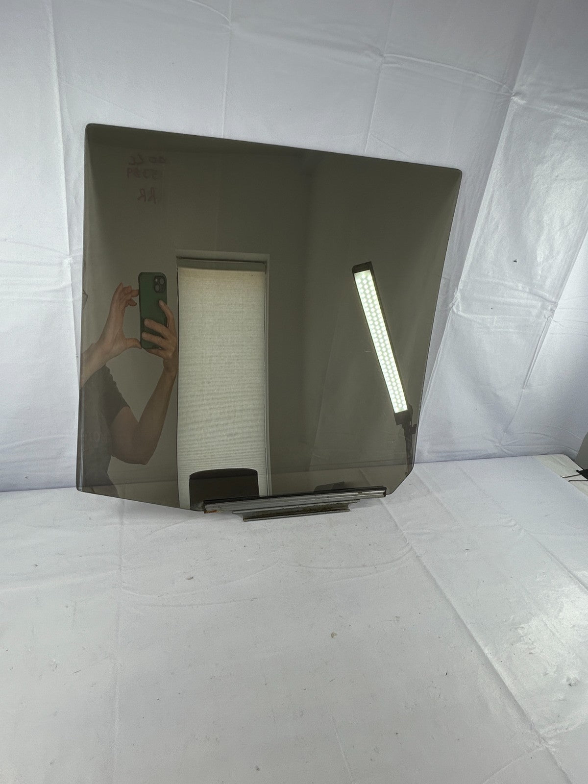 1998-2004 Toyota Land Cruiser Rear Right Door Window Glass OEM 68113-60270