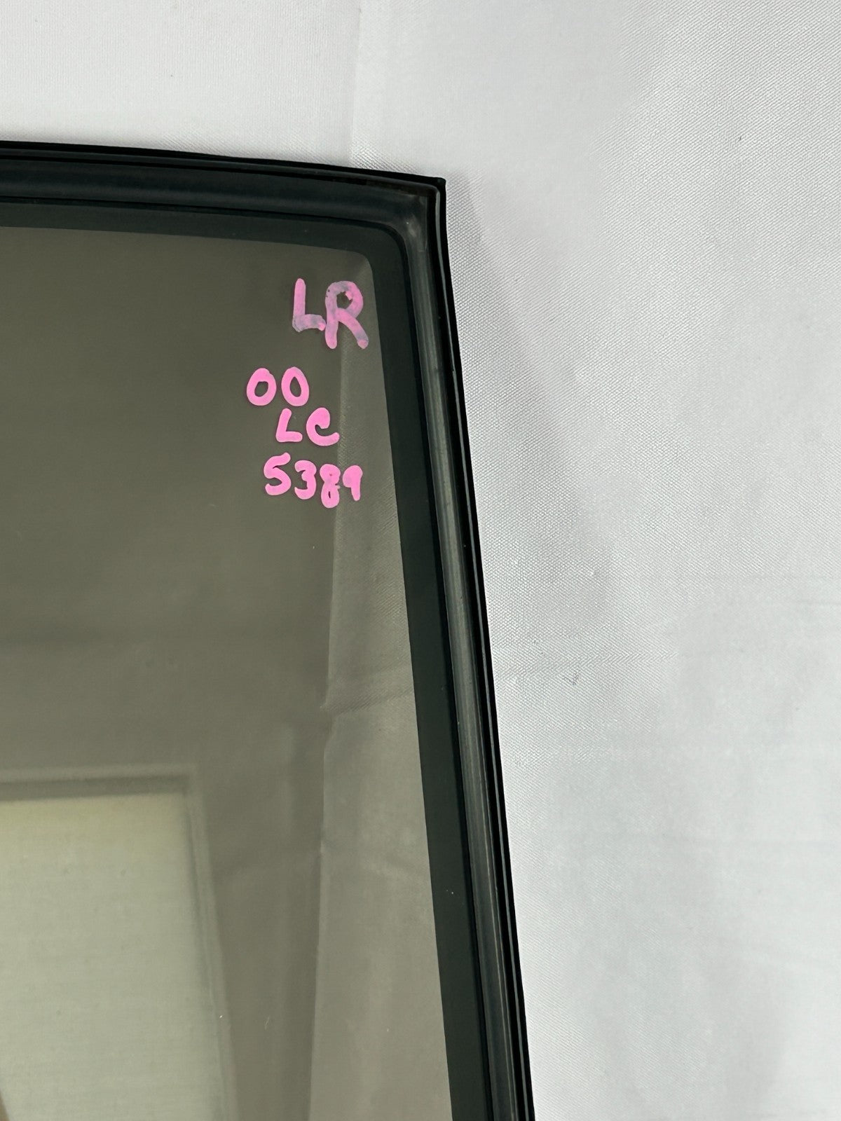 1998-2004 Toyota Land Cruiser Rear Left Door Quarter Glass Panel OEM 68124-60181