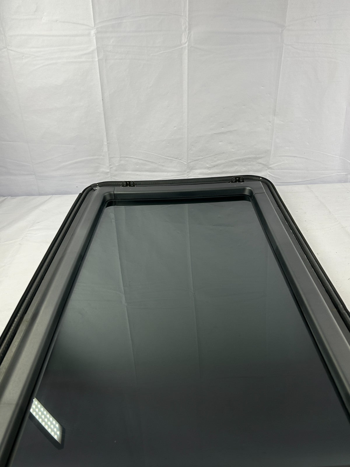 1998-2007 Toyota Land Cruiser Top Roof Sunroof Moonroof Glass OEM 63201-60063