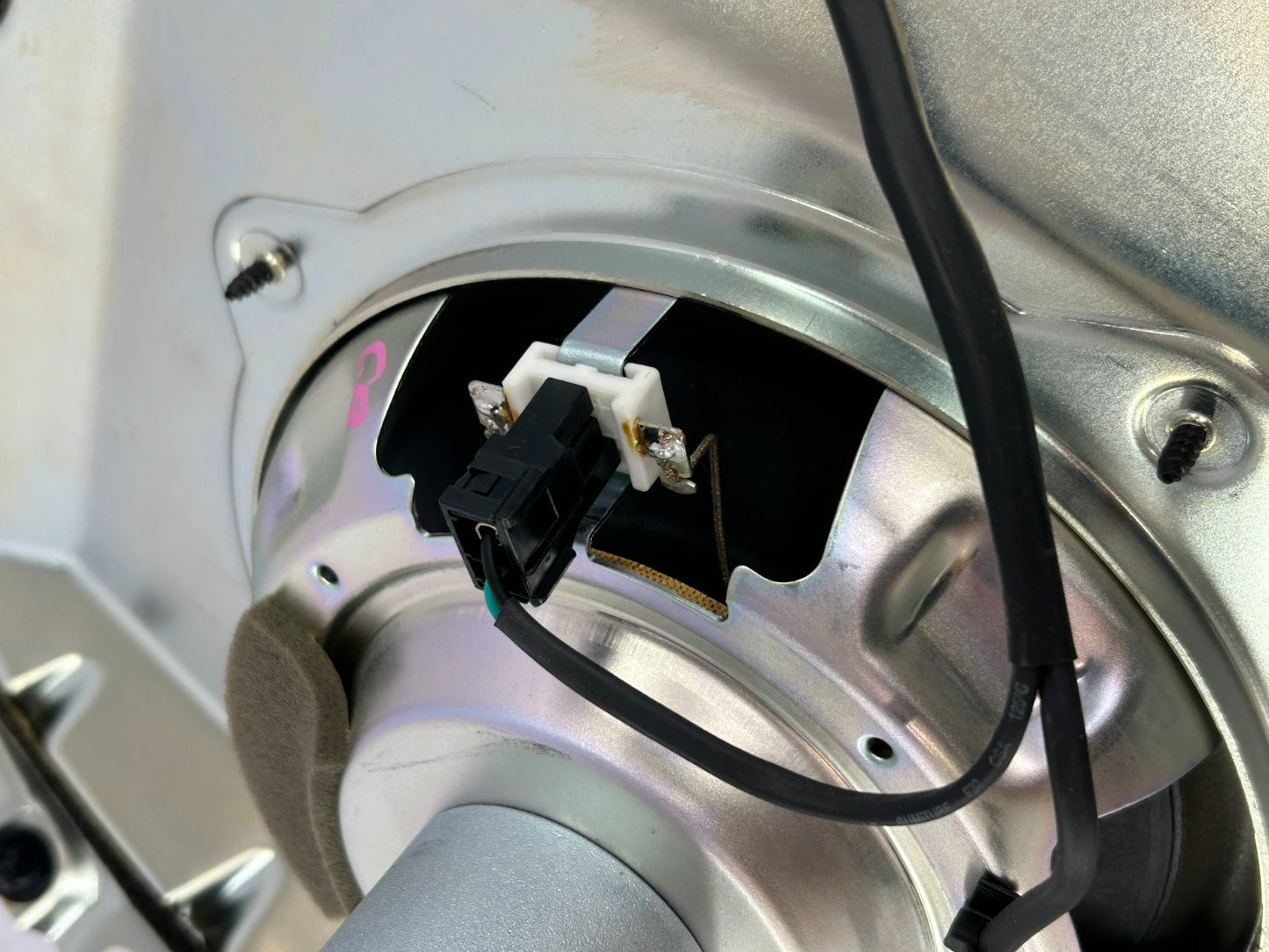 2010-2014 Subaru Outback Harman Kardon Subwoofer Speaker OEM 86301AJ80A