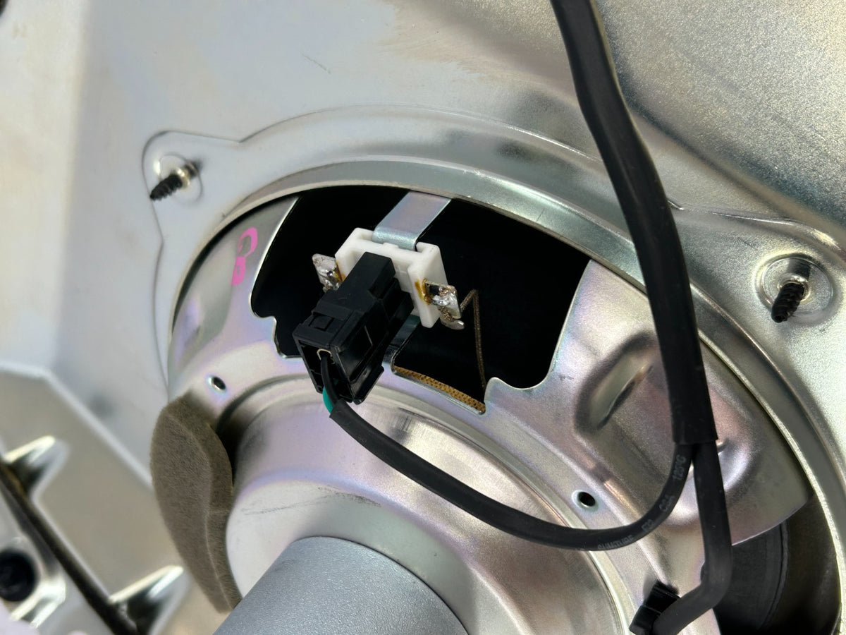 2010-2014 Subaru Outback Harman Kardon Subwoofer Speaker OEM 86301AJ80A