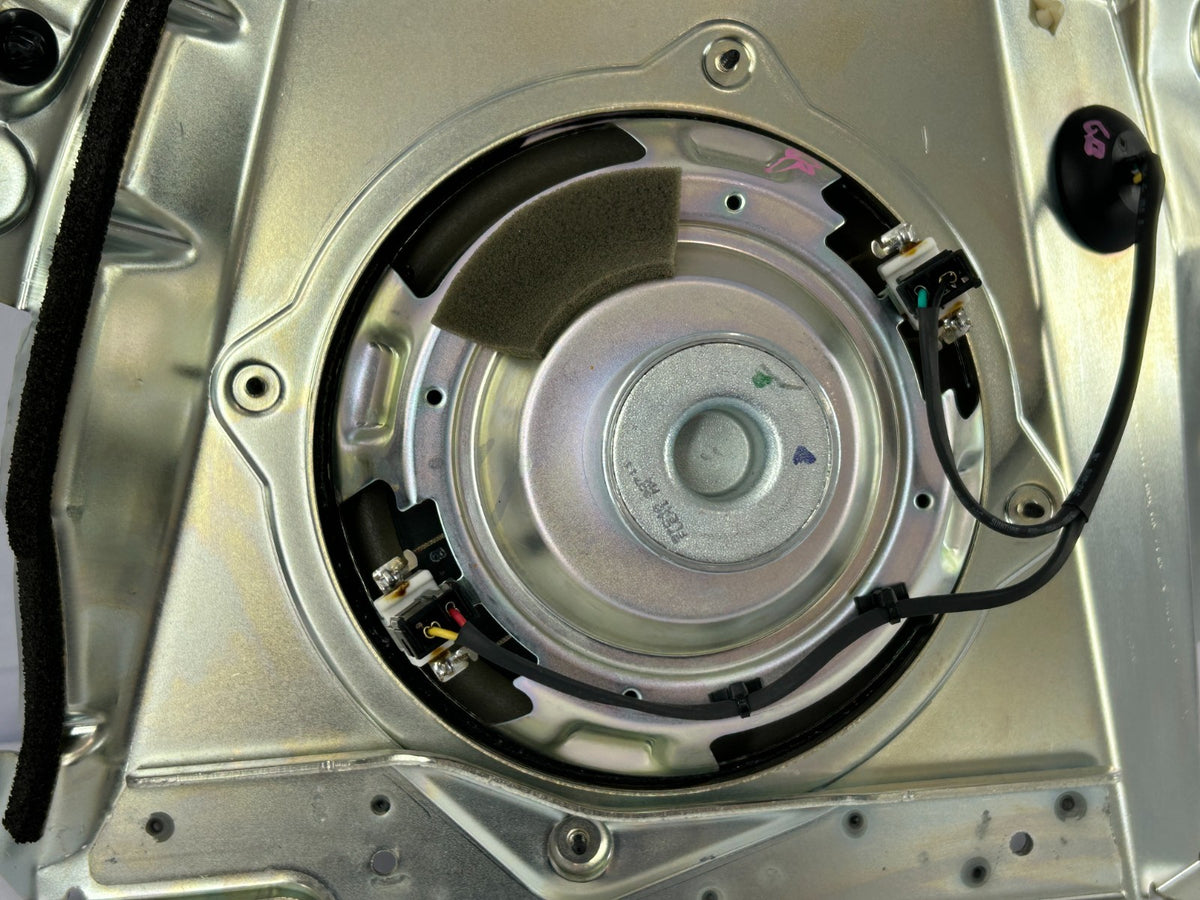 2010-2014 Subaru Outback Harman Kardon Subwoofer Speaker OEM 86301AJ80A