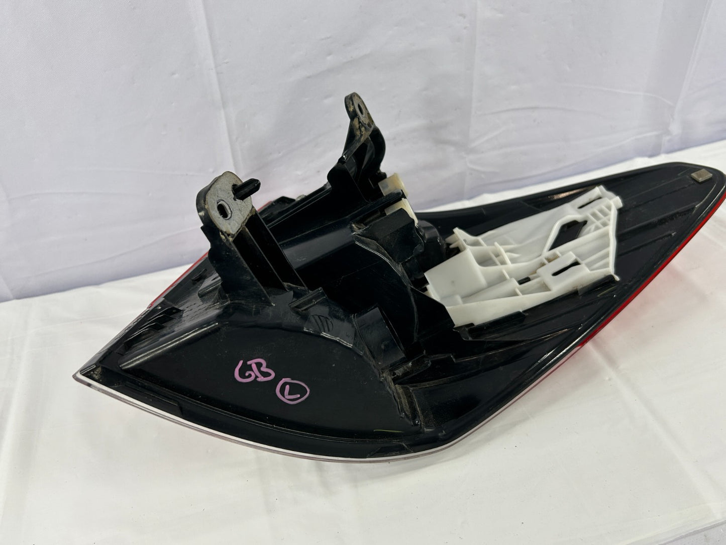 10-14 Subaru Outback Rear Left Quarter Mounted Taillight Lamp OEM 84912AJ10A