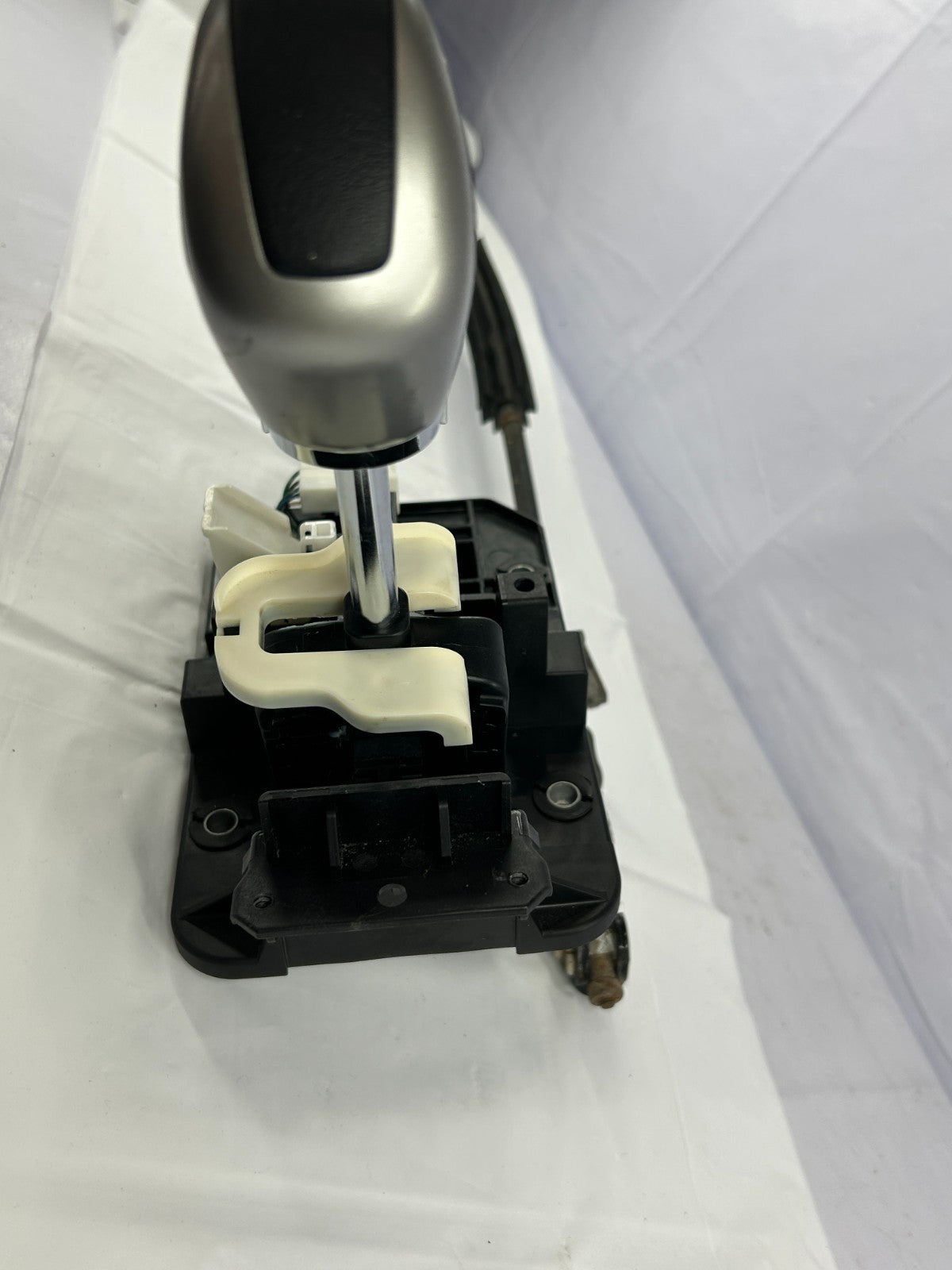 2010-2014 Subaru Outback Automatic Gear Shifter Assembly OEM 35110AJ10A