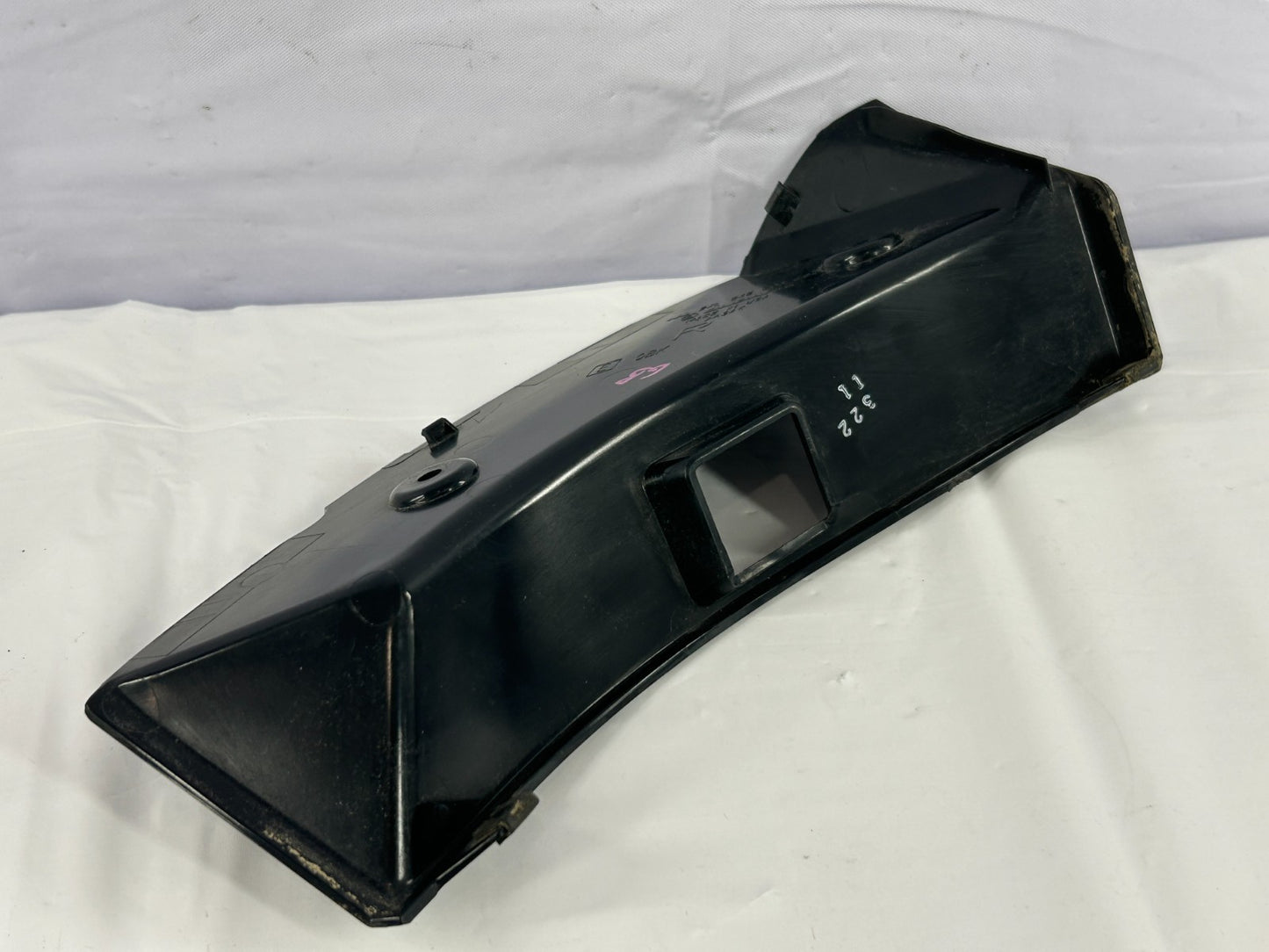 2010-2014 Subaru Outback Rear Right Tail Light Trim Cover OEM 84953AJ01A