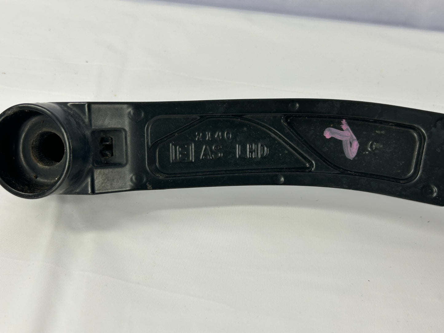 2010-2012 Subaru Outback Front Right Side Windshield Wiper Arm OEM 86532AJ070
