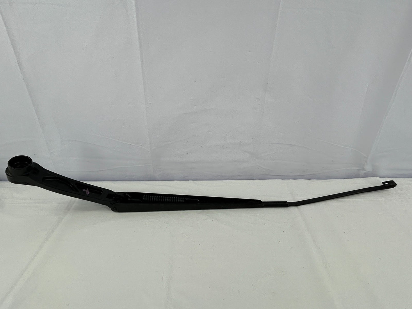 2010-2012 Subaru Outback Front Right Side Windshield Wiper Arm OEM 86532AJ070
