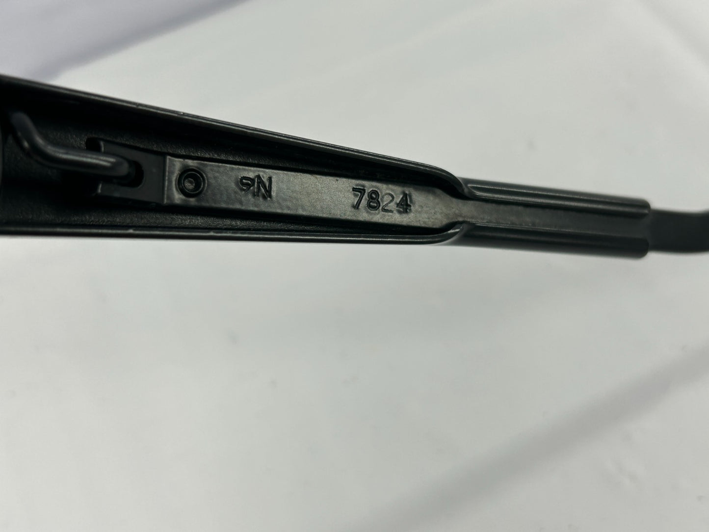2010-2014 Subaru Outback Front Left Side Windshiled Wiper Arm OEM 86532AJ020