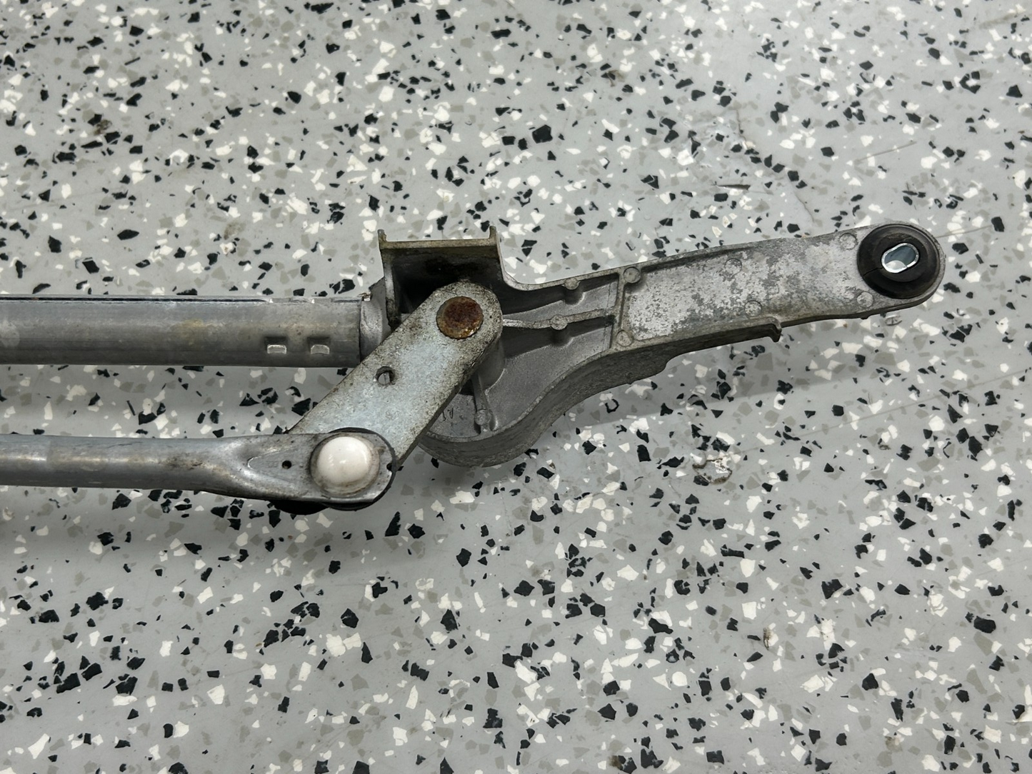 2010-2014 Subaru Outback Front Windshield Wiper Motor & Linkage OEM 86510AJ00D