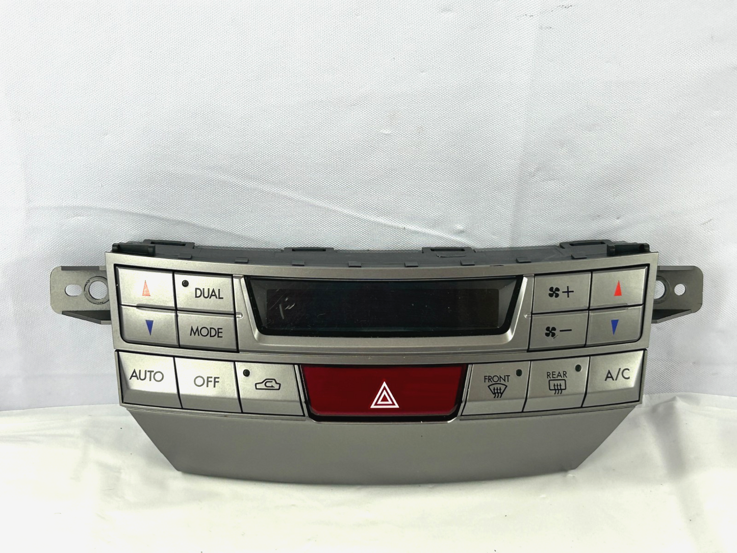 2010-2014 Subaru Outback A/C Heater Climate Control Unit OEM 72311AJ03A