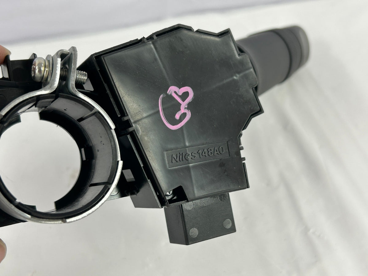 10-12 Subaru Outback Steering Column Headlight Turn Signal Switch OEM 83195AJ06A