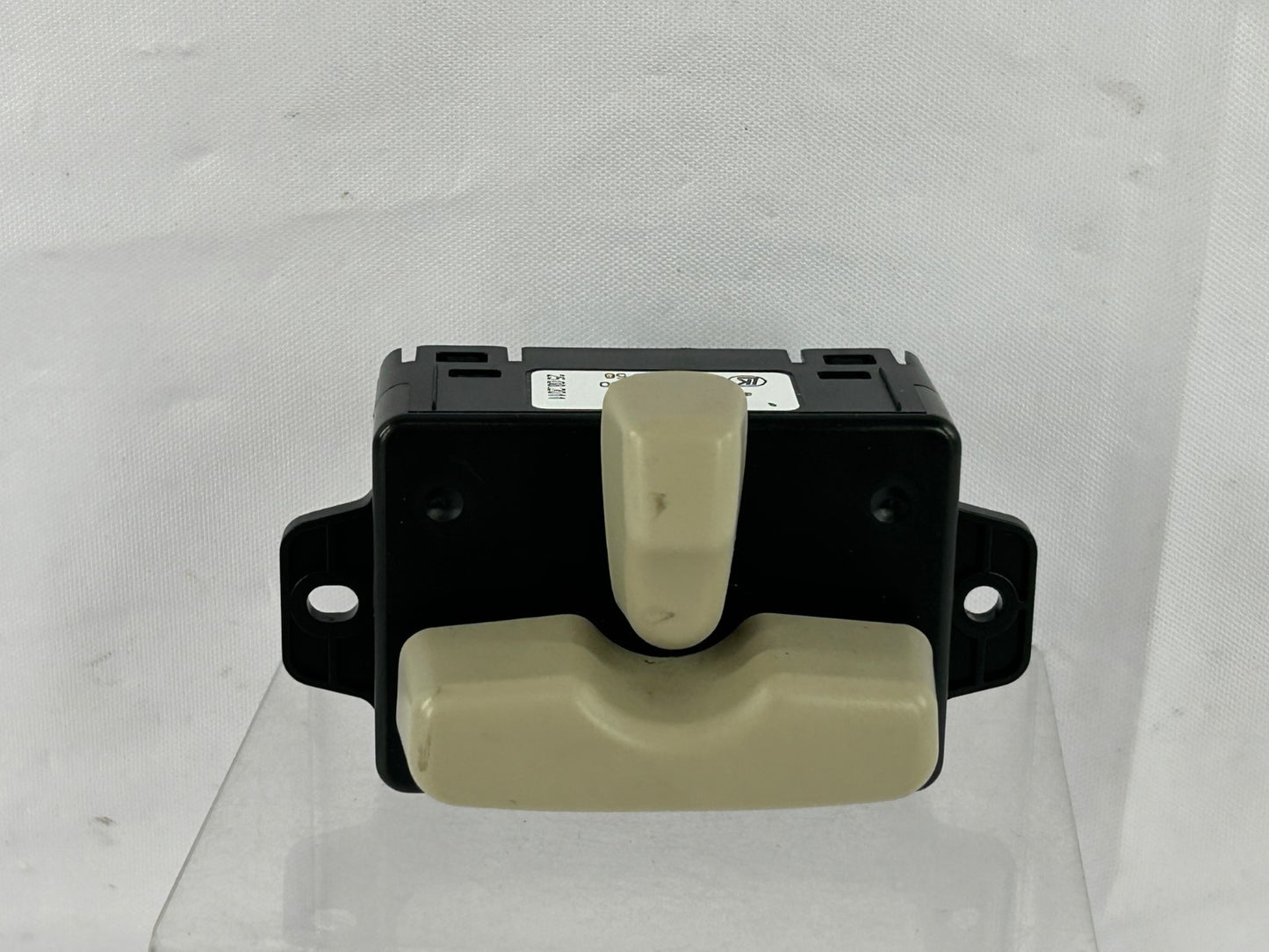 10-14 Subaru Outback Left Driver Side Power Seat Adjust Switch OEM 64176AJ00A