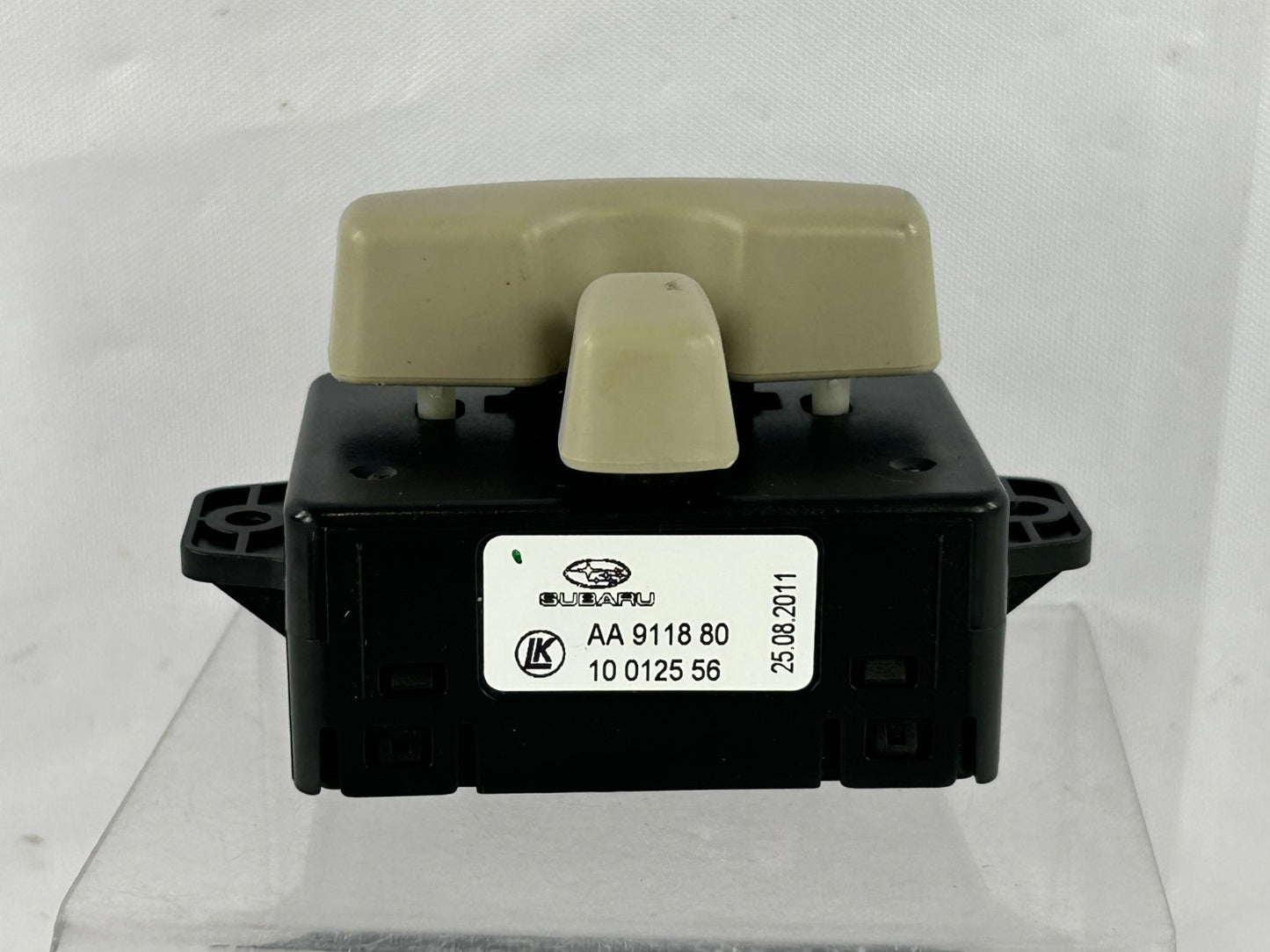 10-14 Subaru Outback Left Driver Side Power Seat Adjust Switch OEM 64176AJ00A