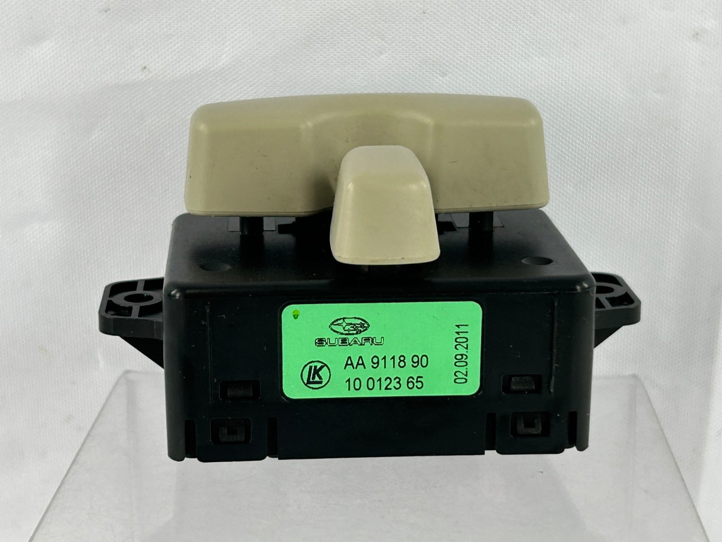2010-2014 Subaru Outback PASSENGER Side Power Seat Adjust Switch OEM 64176AJ01B