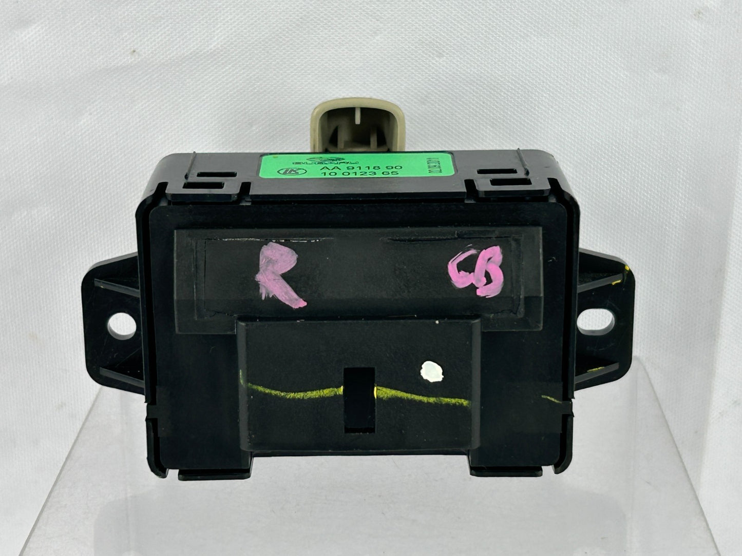 2010-2014 Subaru Outback PASSENGER Side Power Seat Adjust Switch OEM 64176AJ01B