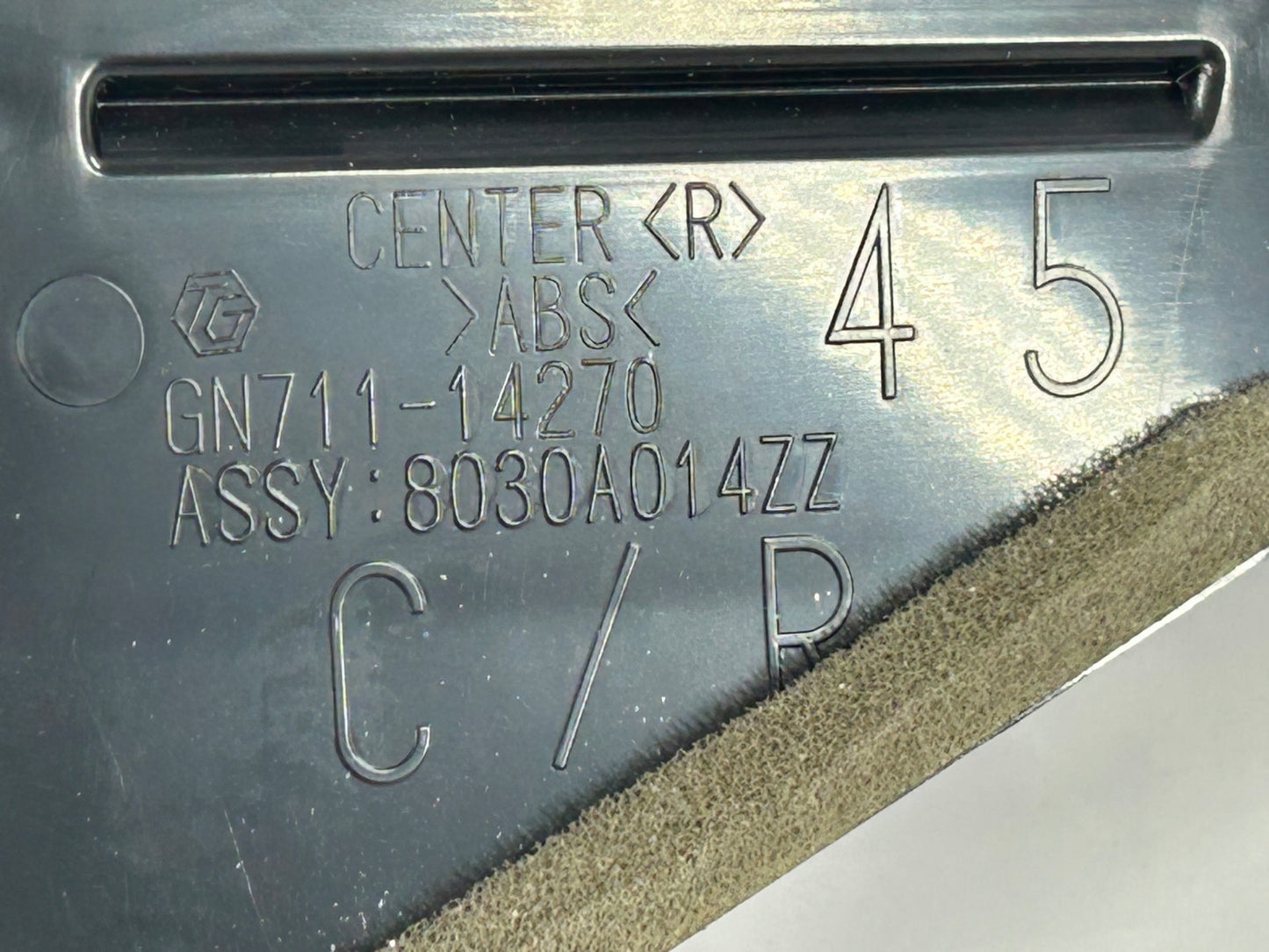 07-10 Mitsubishi Outlander Right Center Dash A/C Air Vent Grille OEM 8030A014XA