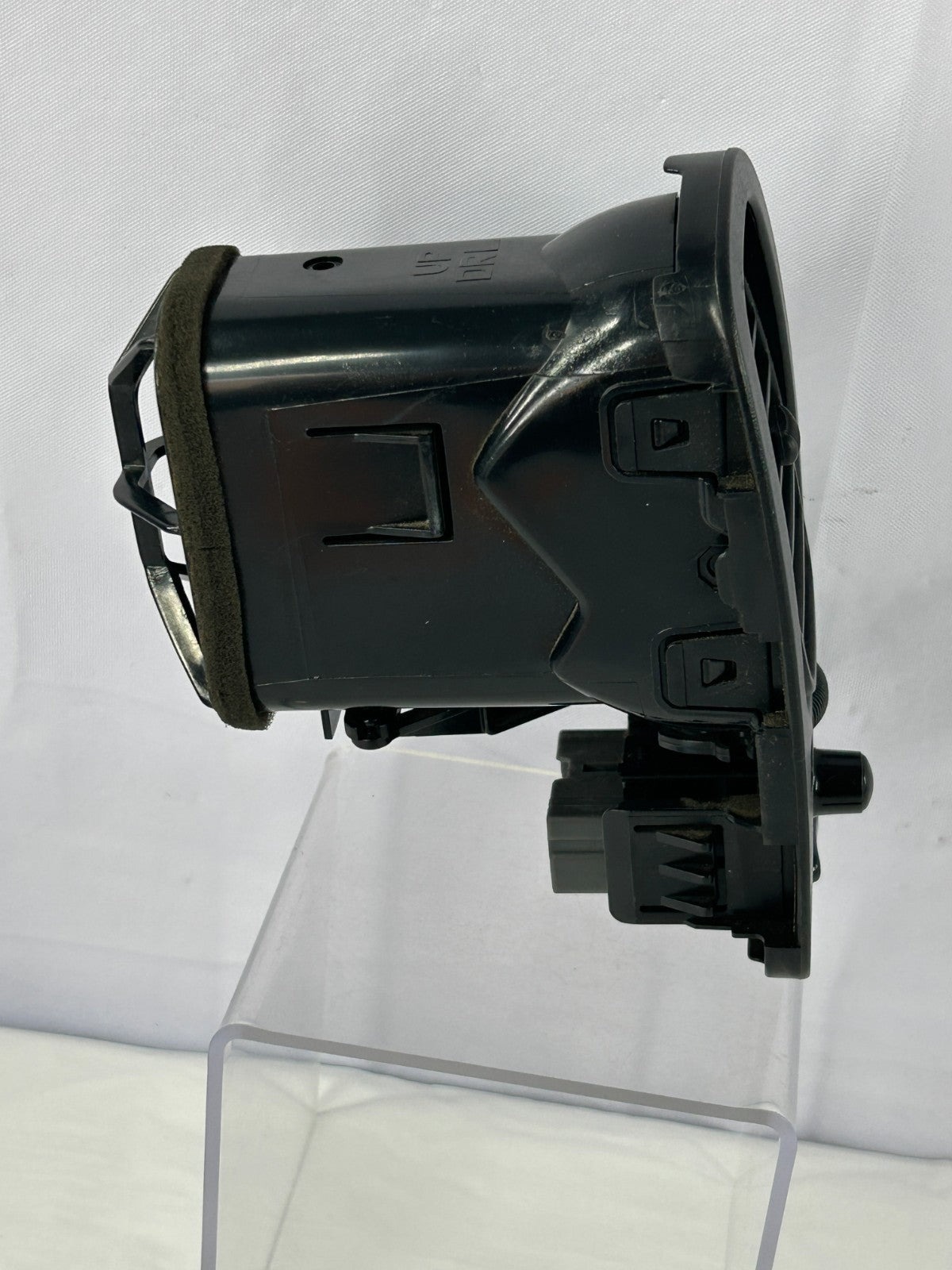 96-99 Nissan Pathfinder Left Side Dash Air Vent and Mirror Switch OE 68761-0W000