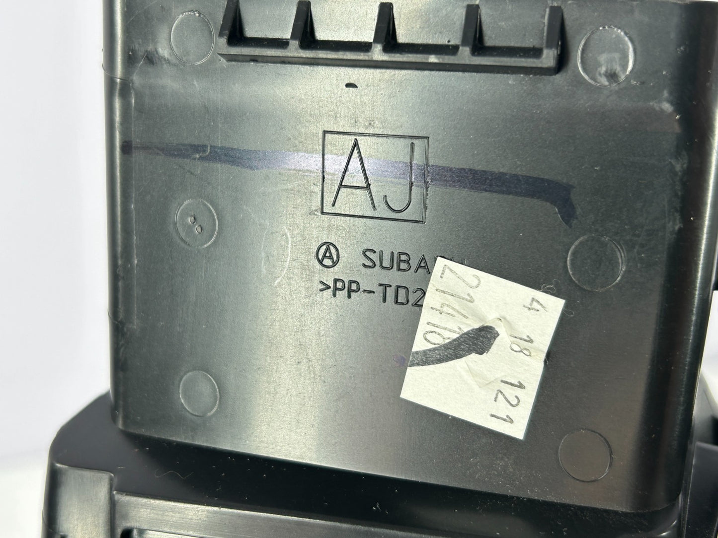 10-14 Subaru Outback Left Driver Dash A/C Air Vent Grille Trim OEM 66110AJ01A