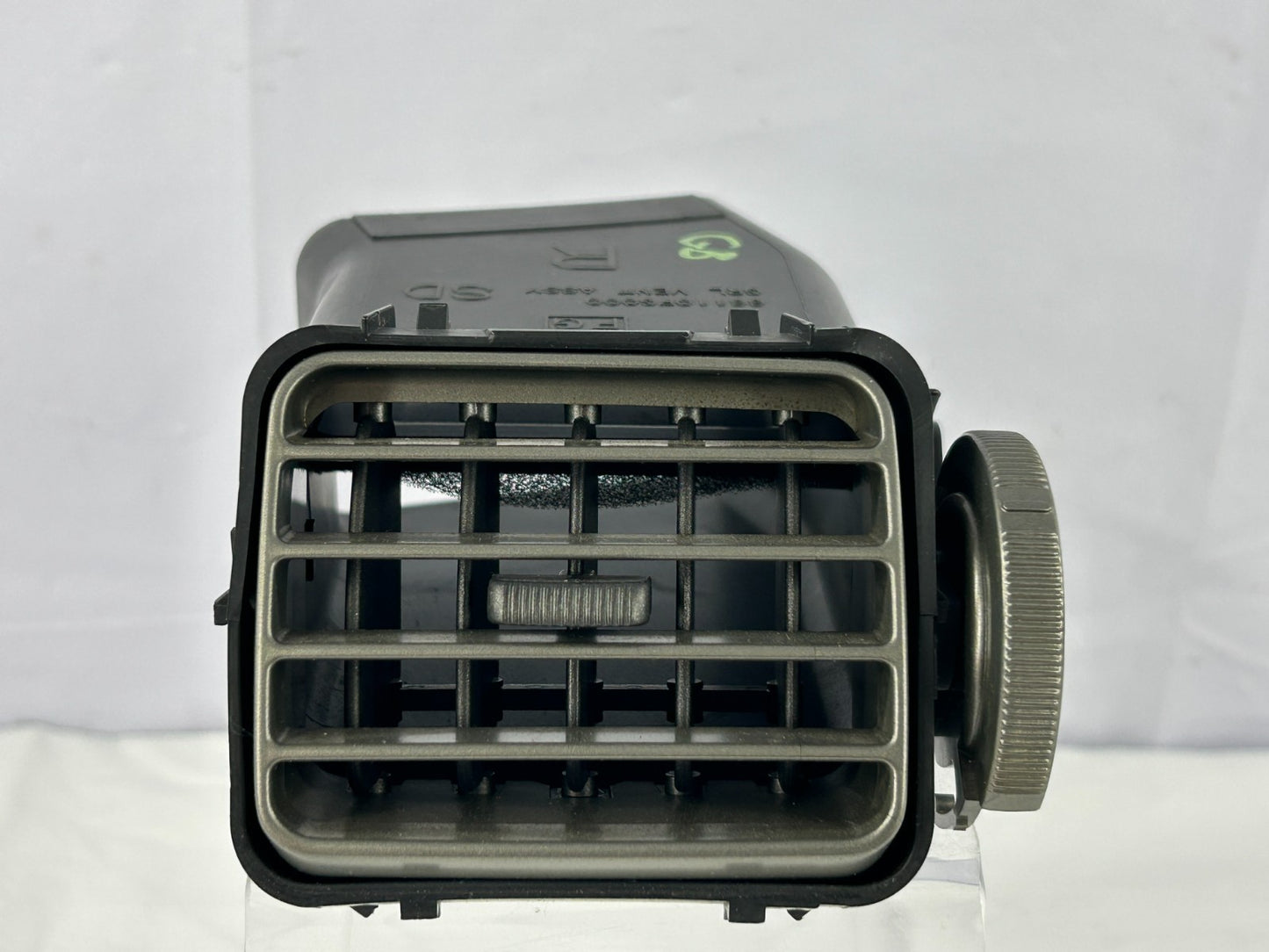 09-11 Subaru Impreza Right Passenger Side AC Air Vent Grille Assy OEM 66110FG002