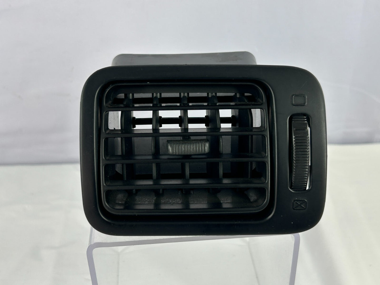 03-08 Subaru Forester Front Right Side Dash A/C Air Vent Duct OEM 66110SA030ML