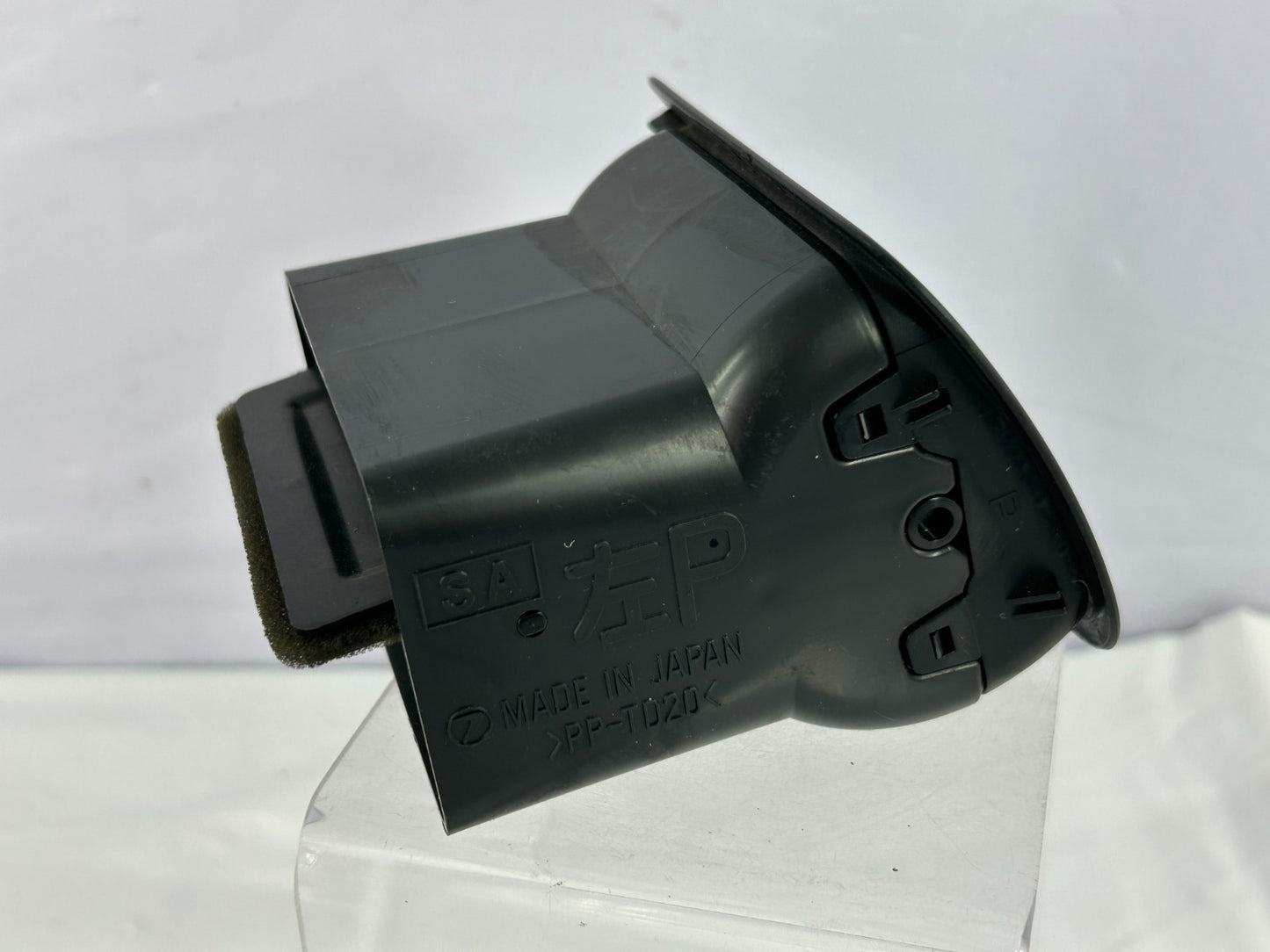03-08 Subaru Forester Front Right Side Dash A/C Air Vent Duct OEM 66110SA030ML