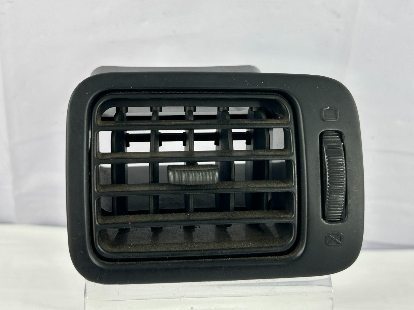 03-08 Subaru Forester Front Right Side Dash A/C Air Vent Duct OEM 66110SA030ML