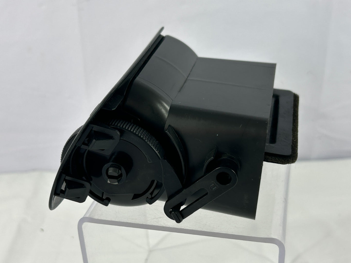 03-08 Subaru Forester Front Right Side Dash A/C Air Vent Duct OEM 66110SA030ML