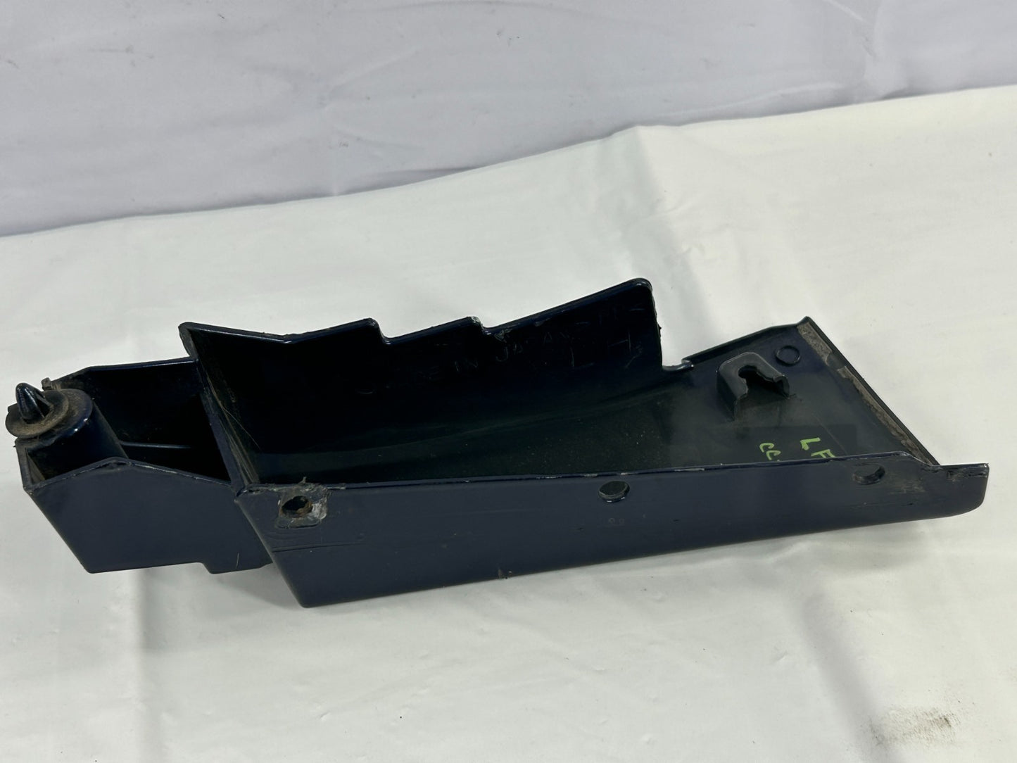 06-08 Subaru Forester Front Left Fender Garnish Trim Regal Blue OEM 91112SA310
