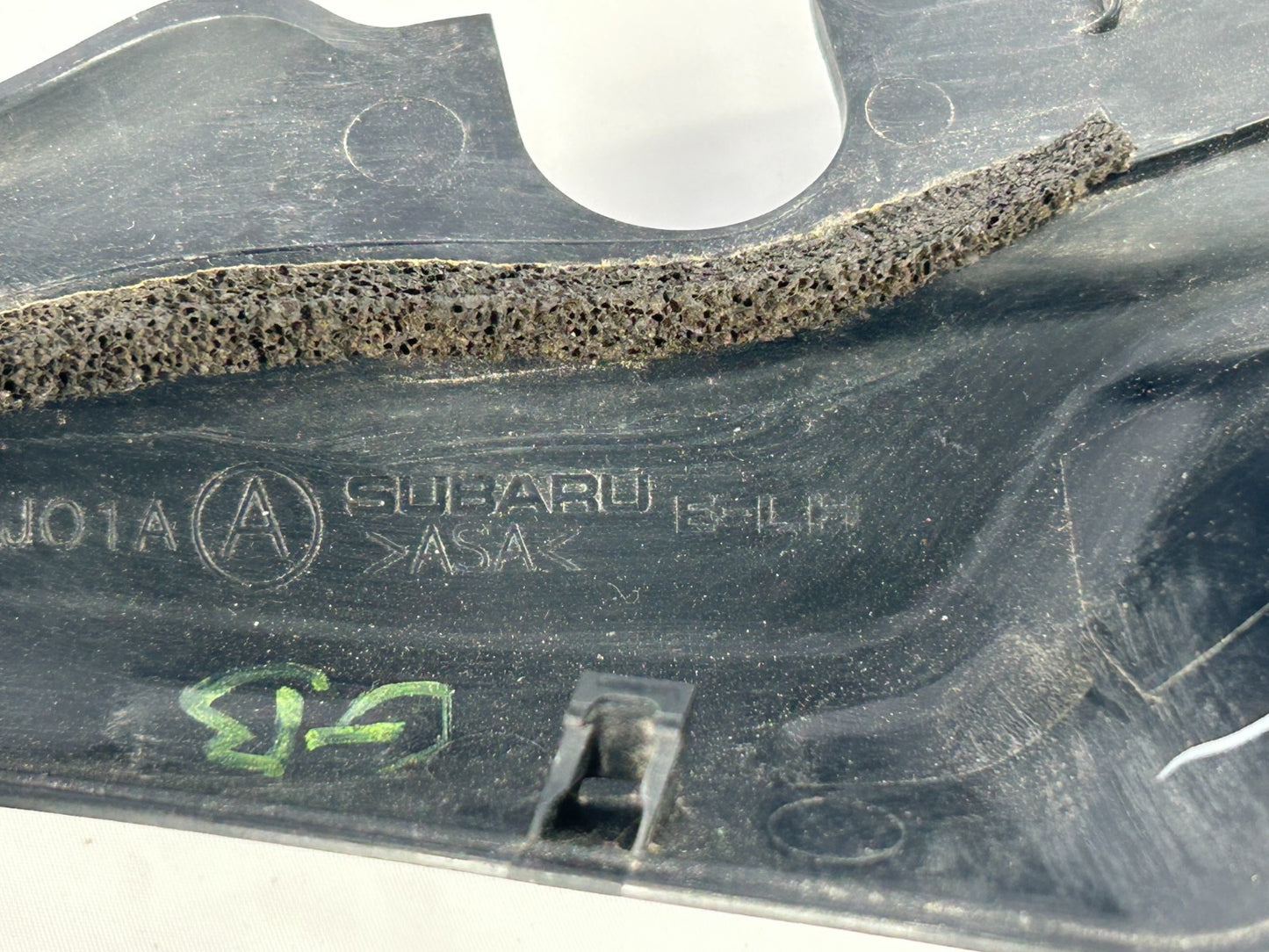 2010-2011 Subaru Outback  Rear Left Liftgate Trim Cover Garnish OEM 63134AJ01A