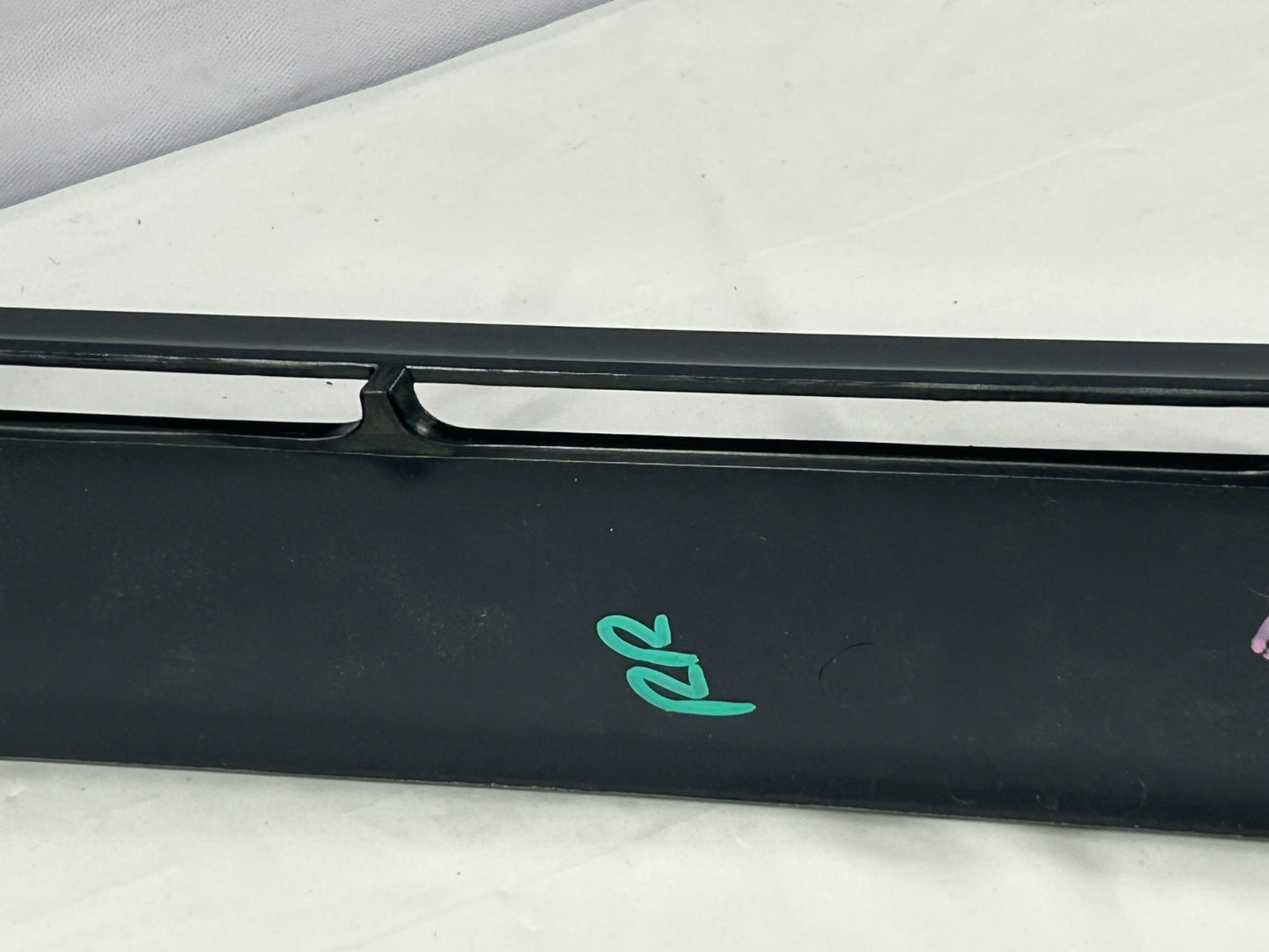 01-04 Jeep Grand Cherokee Right D Pillar Applique Molding Blue OEM 5EZ20TZZAE