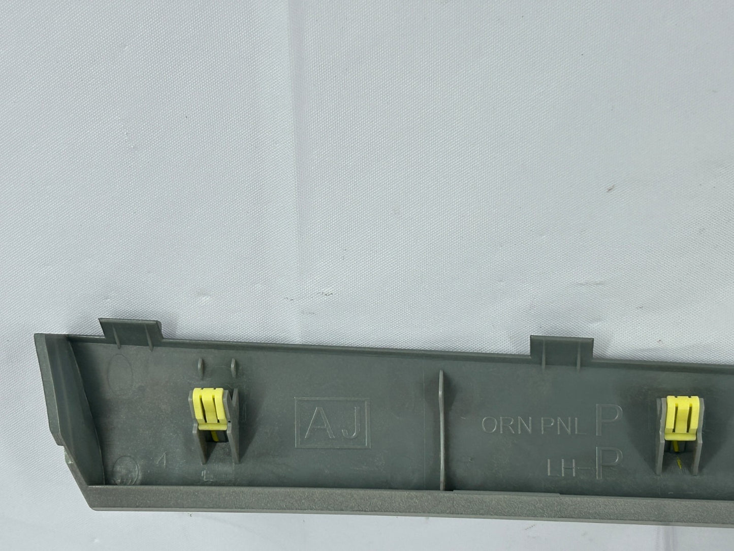 2010-2013 Subaru Outback Front Right Dashboard Panel Trim Bezel OEM 66077AJ00A